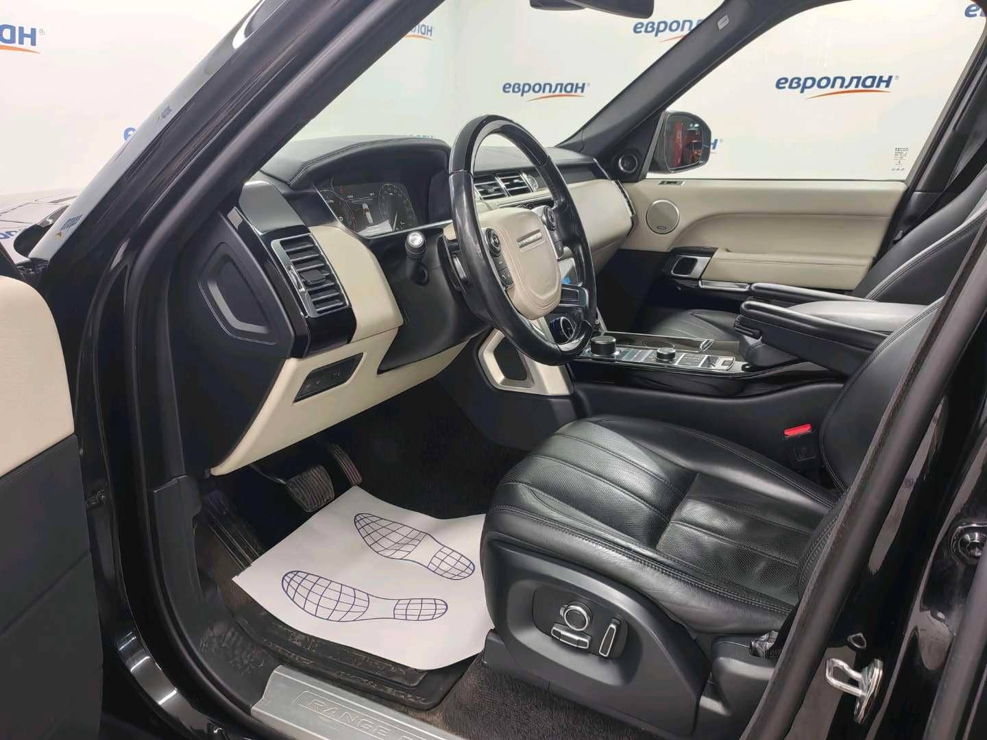 Land Rover Range Rover,  294 316 км, 2016 года в лизинг