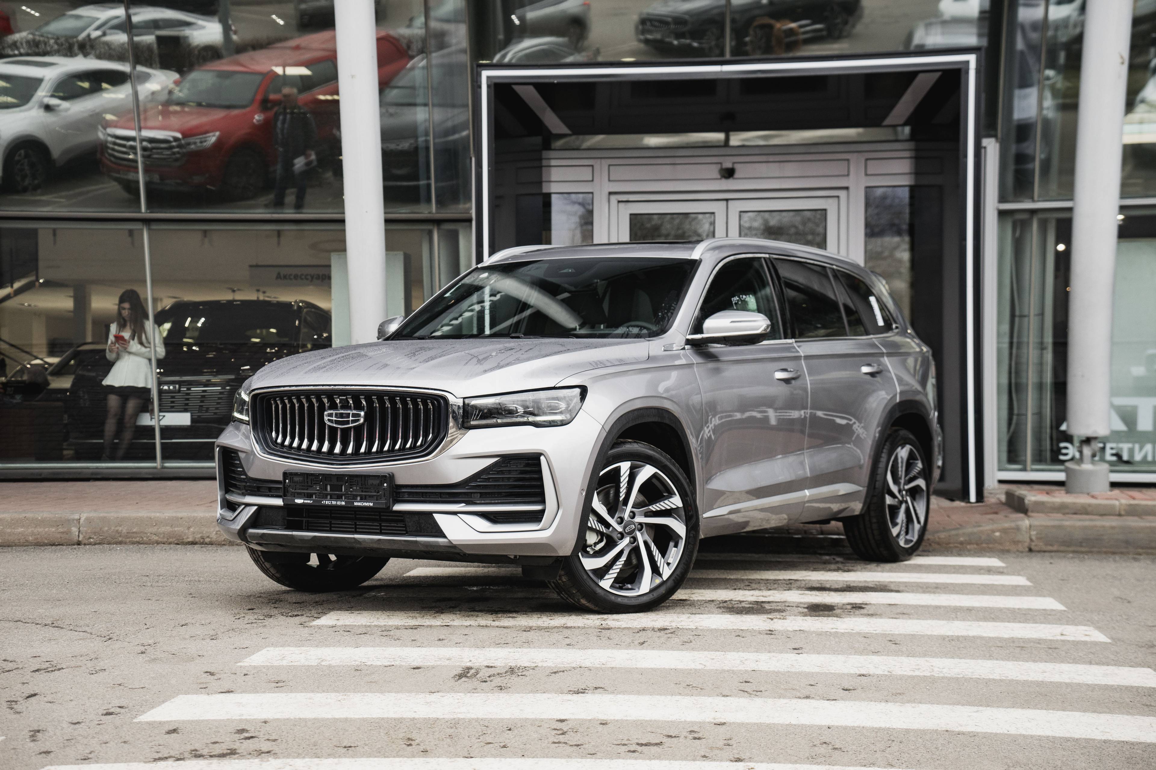 Geely Monjaro Flagship 2.0T (238 hp) 8AT 4WD