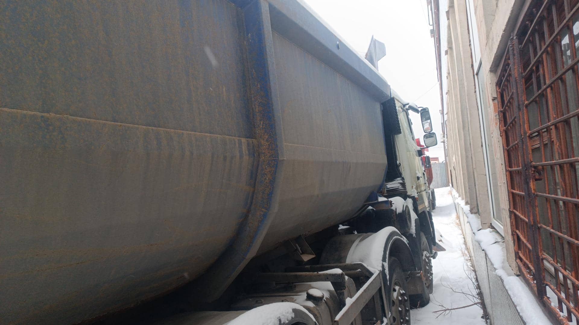 МАЗ 6516C9-520-000,  185 000 км, 2021 года в лизинг