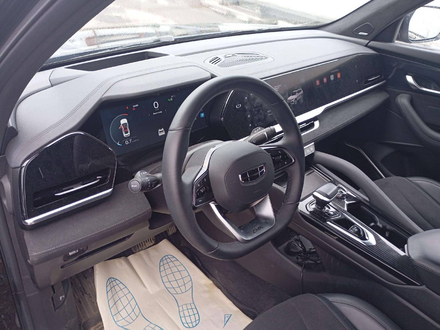 Geely Monjaro,  62 354 км, 2024 года в лизинг