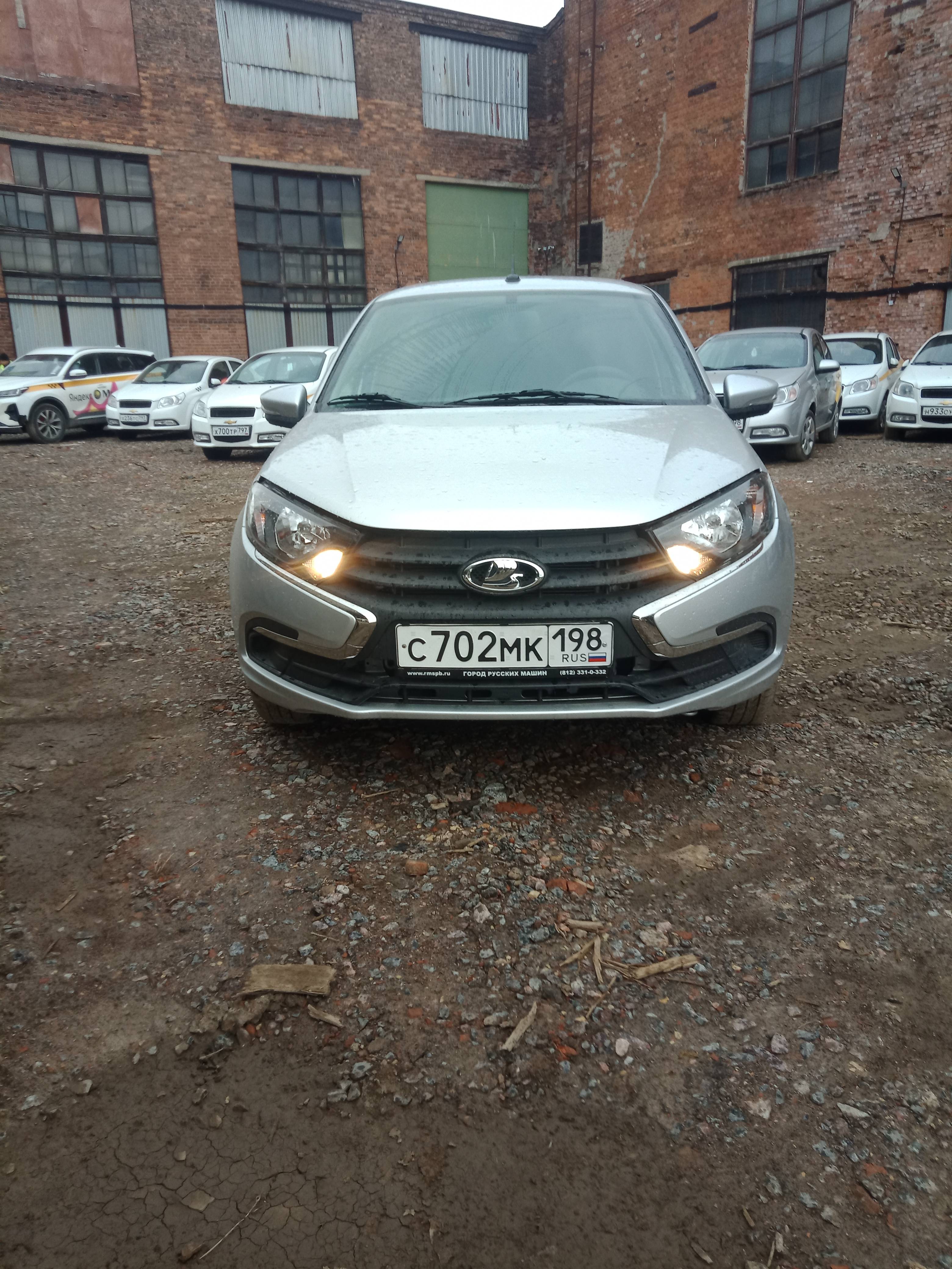 Lada Granta лифтбек,  23 587 км, 2024 года в лизинг