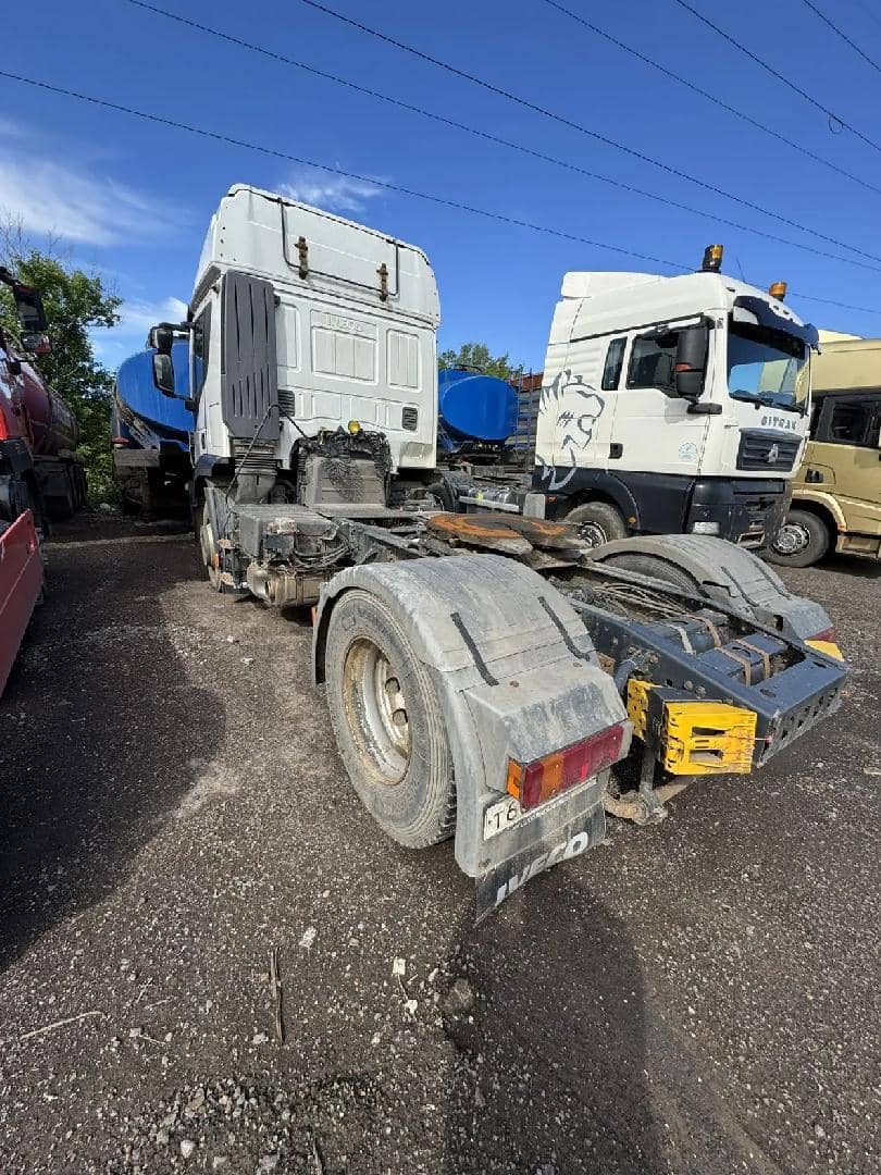 IVECO Stralis AT440S42T/P RR 4x2 (HI-ROAD),  870 000 км, 2018 года в лизинг