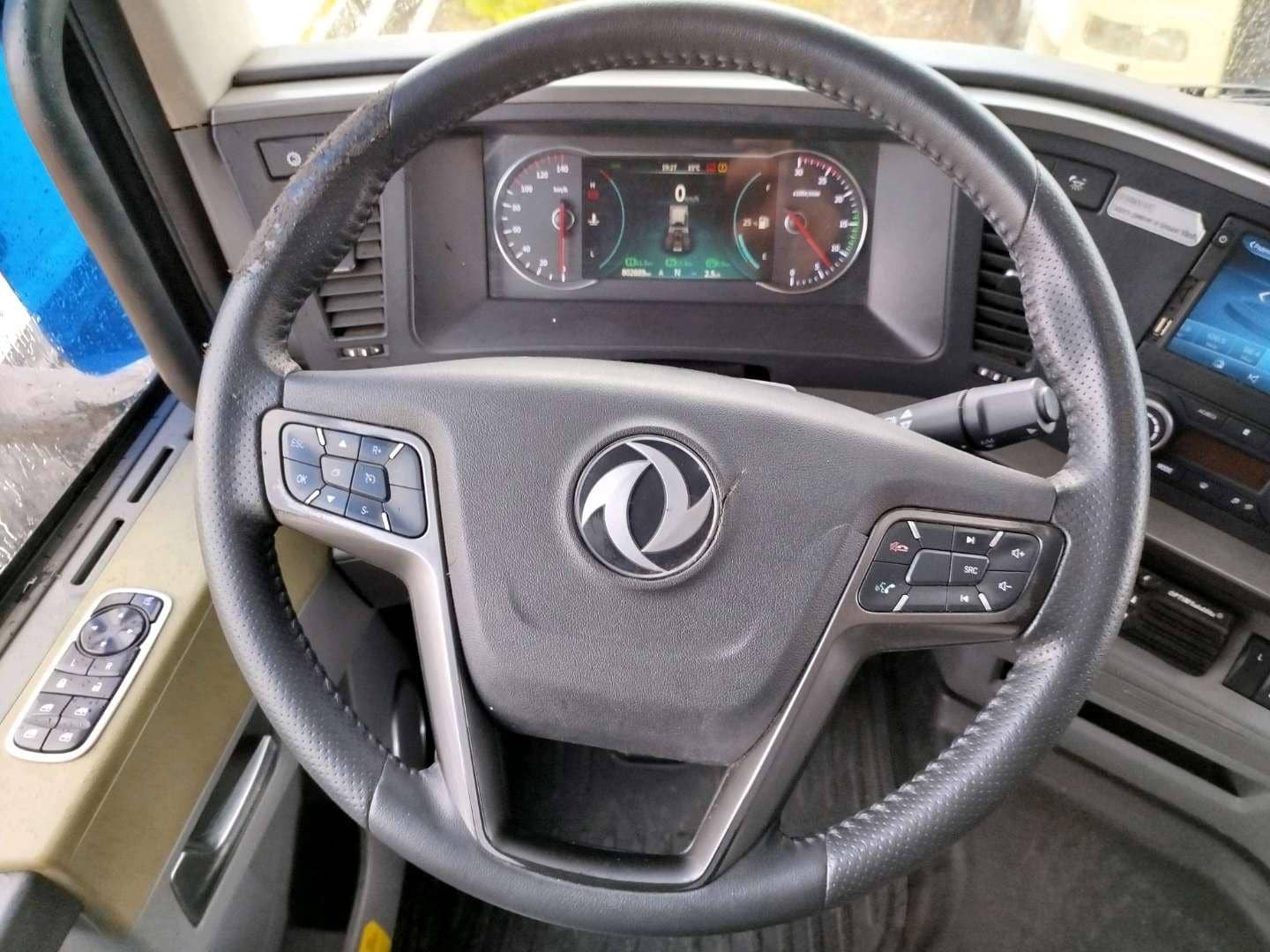 DongFeng GX DFH4180 4x2,  802 889 км, 2023 года в лизинг