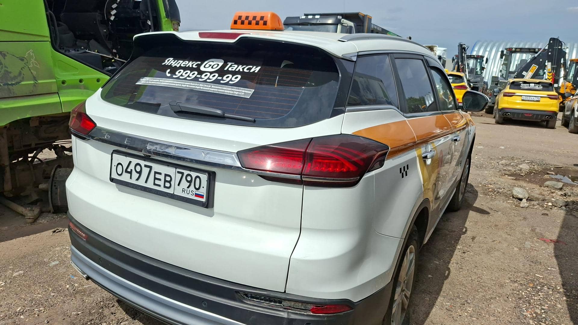 Geely Atlas Pro,  214 434 км, 2023 года в лизинг