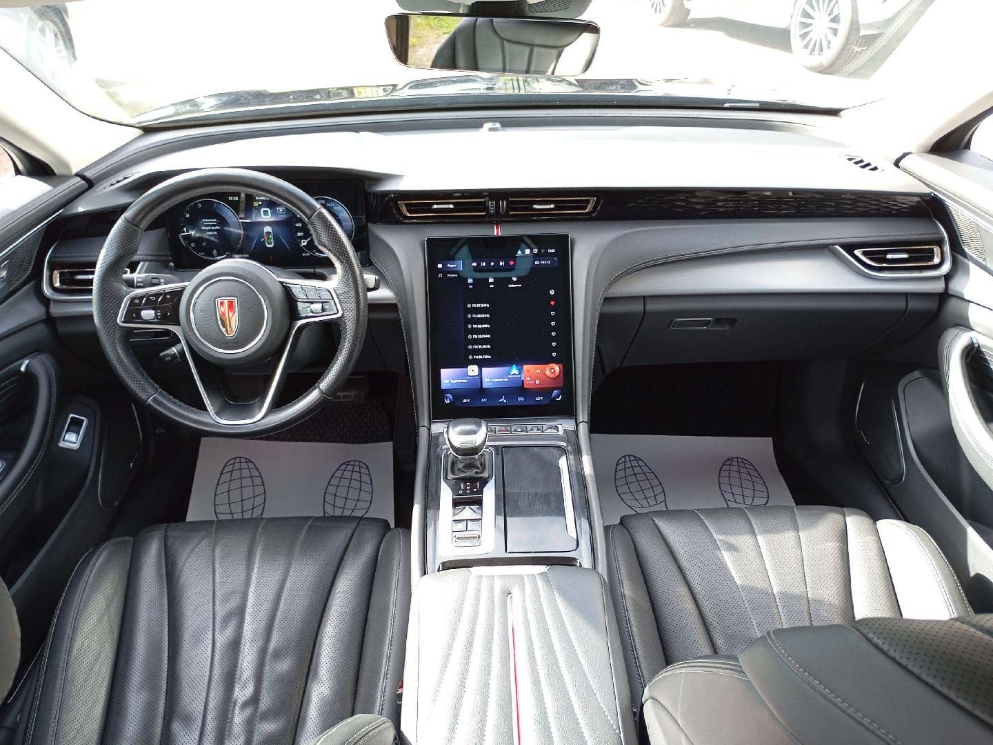 Hongqi H5,  106 935 км, 2024 года в лизинг