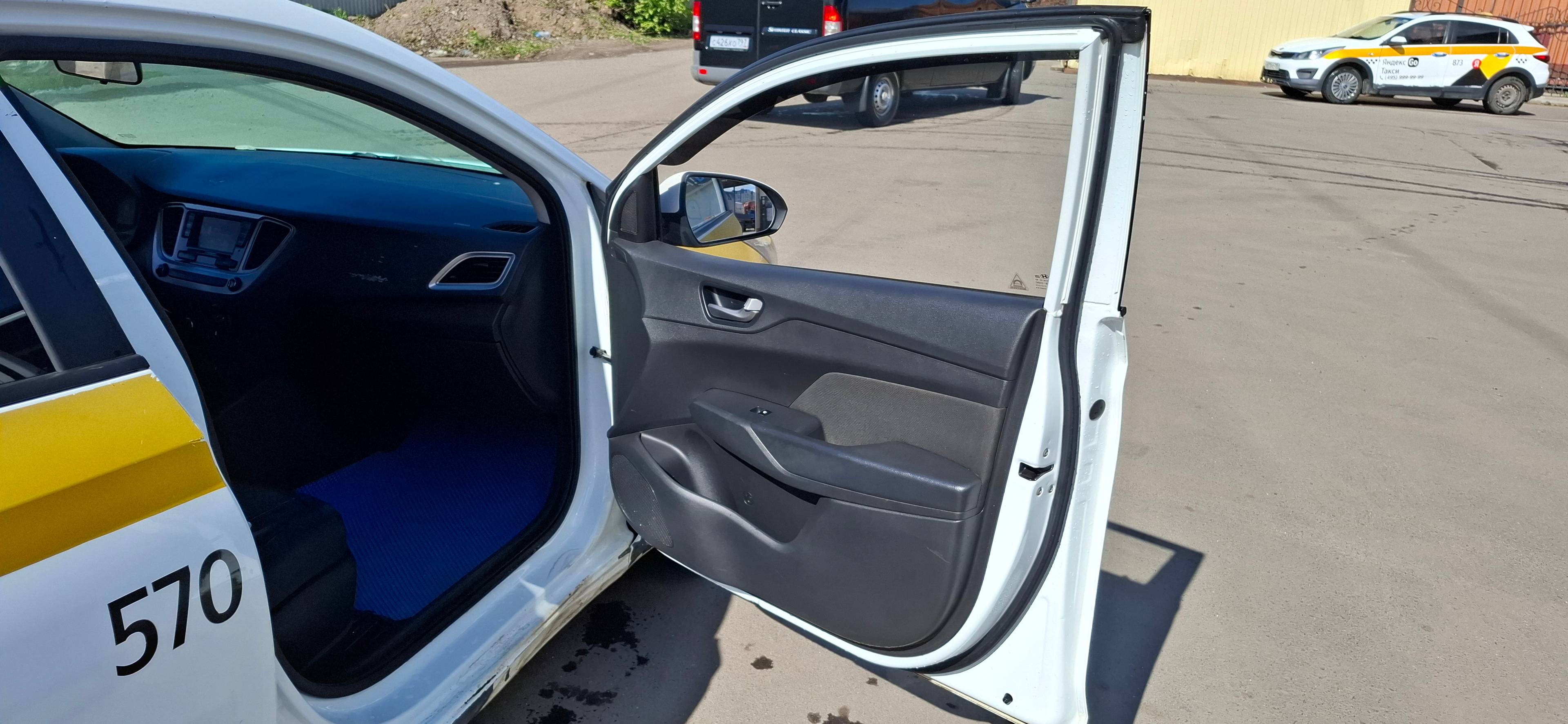Hyundai Solaris,  284 803 км, 2019 года в лизинг