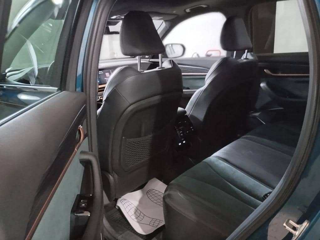 Geely Monjaro,  99 898 км, 2023 года в лизинг