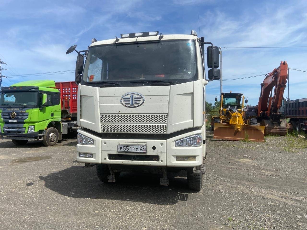 FAW CA3310P66K24T4E5 8х4,  141 538 км, 2022 года в лизинг