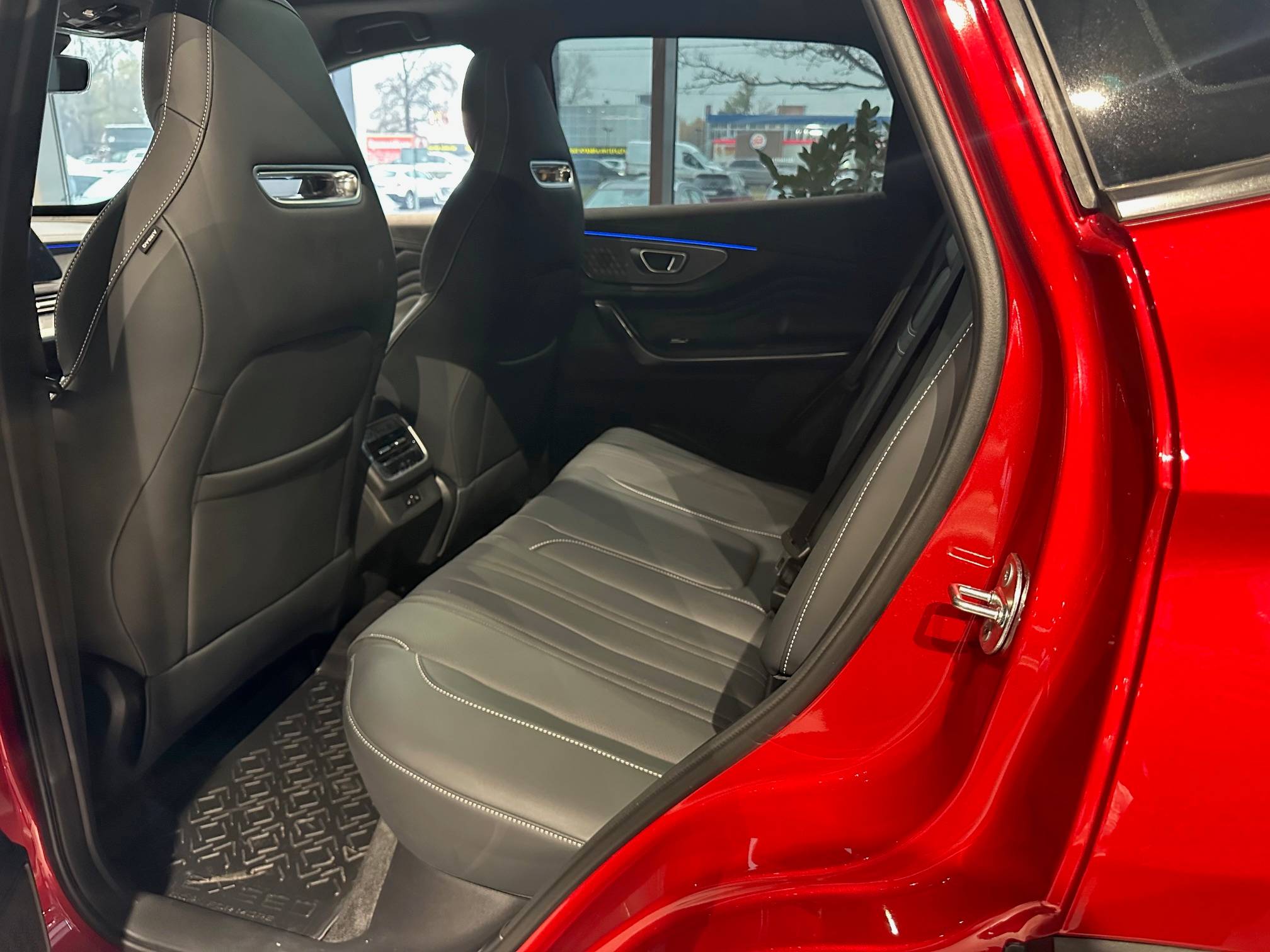 EXEED LX Premium 1.6T 7DCT 4WD