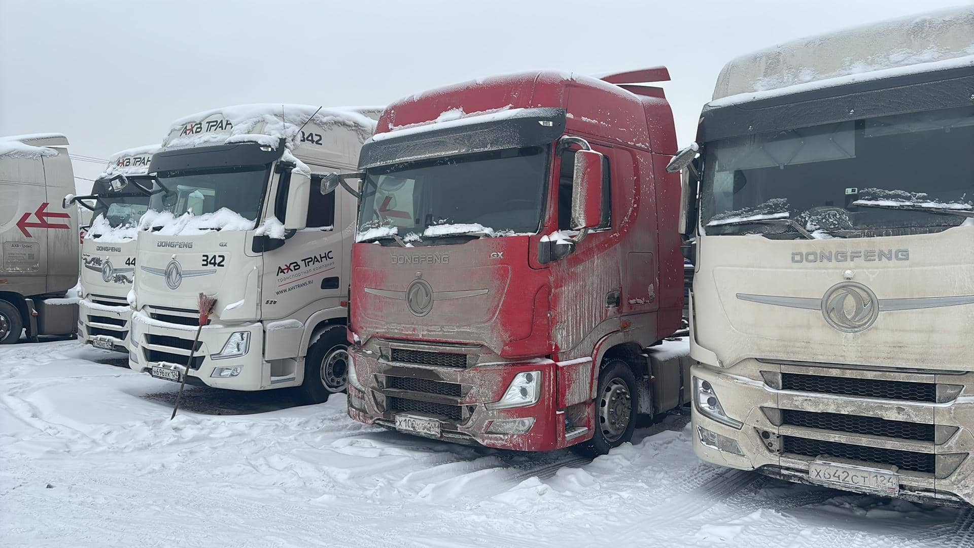 DongFeng GX DFH4180 4x2,  434 047 км, 2023 года в лизинг