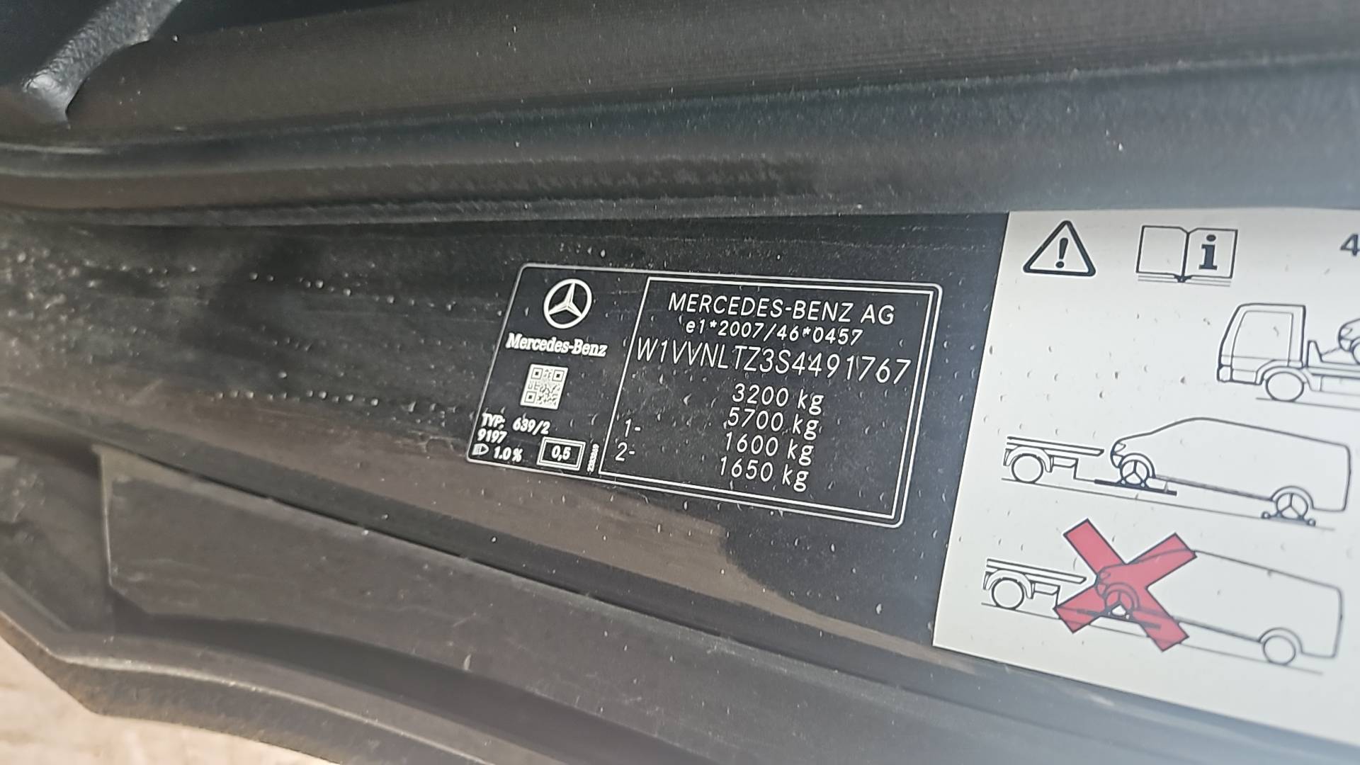 Mercedes-Benz V,  28 133 км, 2025 года в лизинг