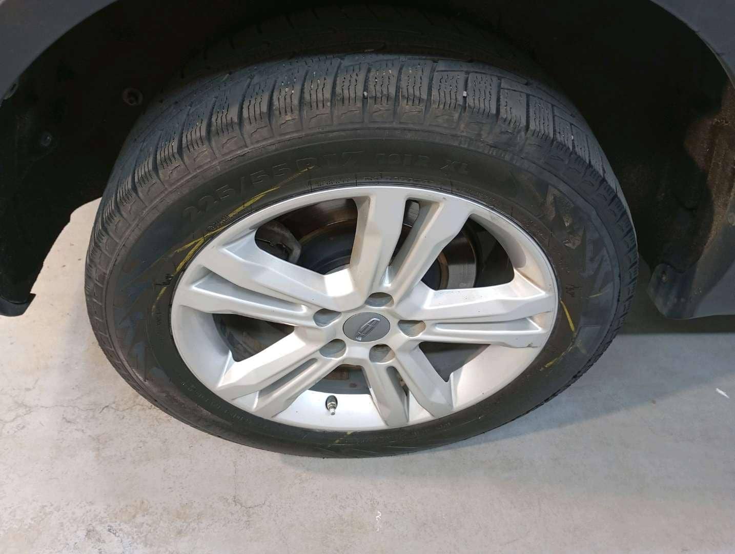 Geely Atlas Pro,  248 214 км, 2023 года в лизинг