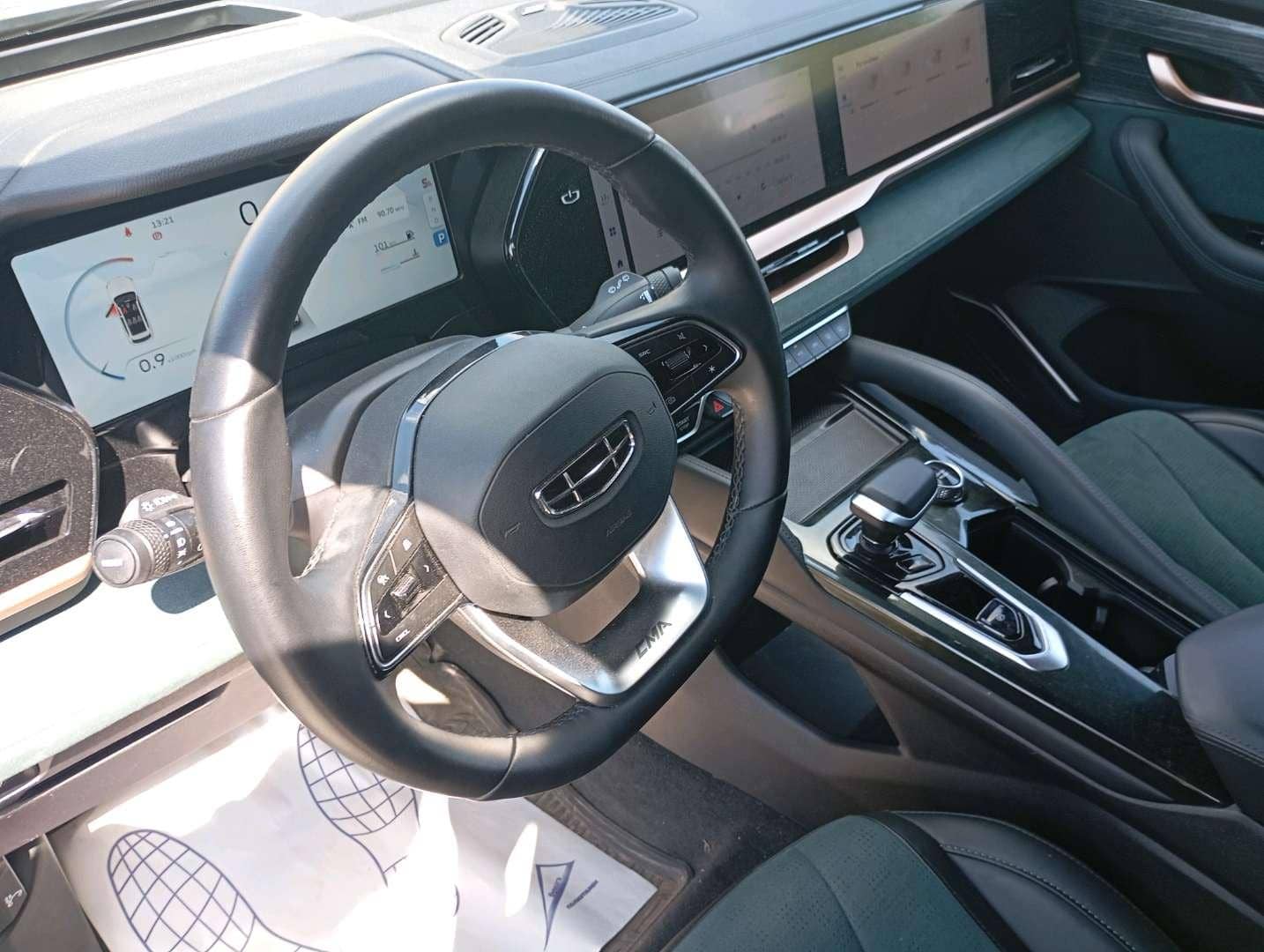 Geely Monjaro,  84 795 км, 2023 года в лизинг