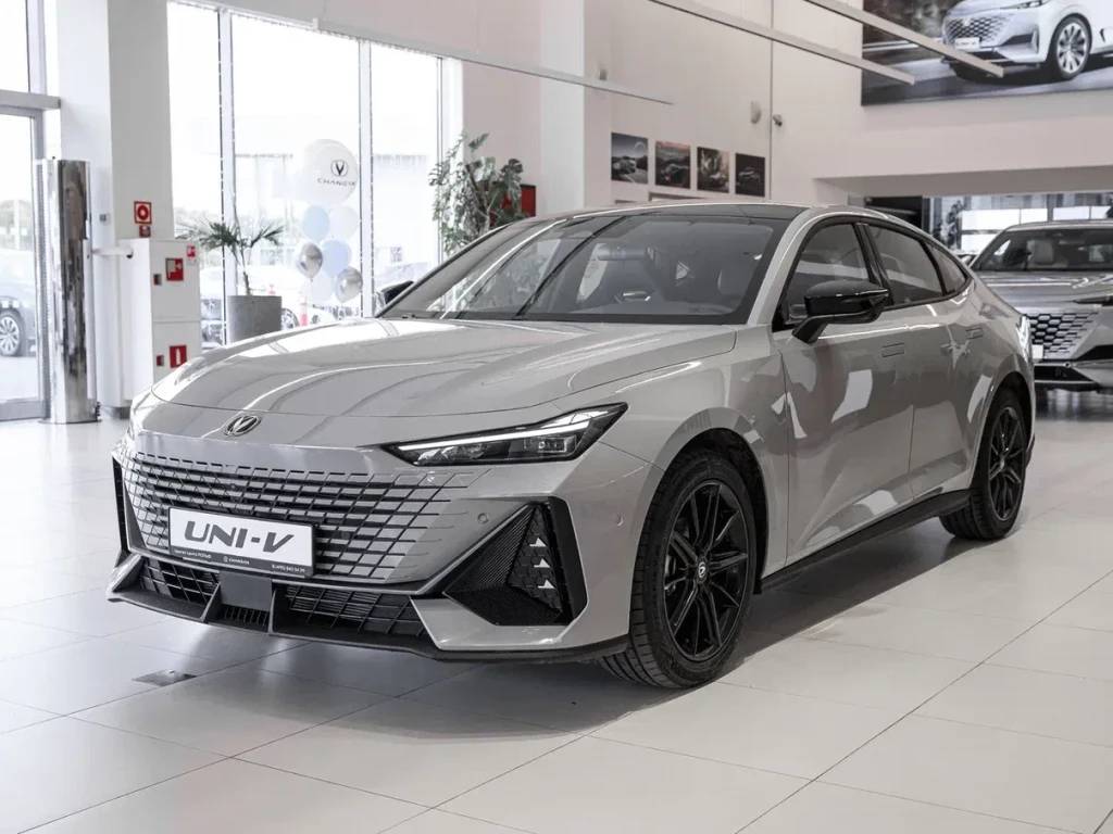 Changan Uni-V 1.5 7DCT Tech  