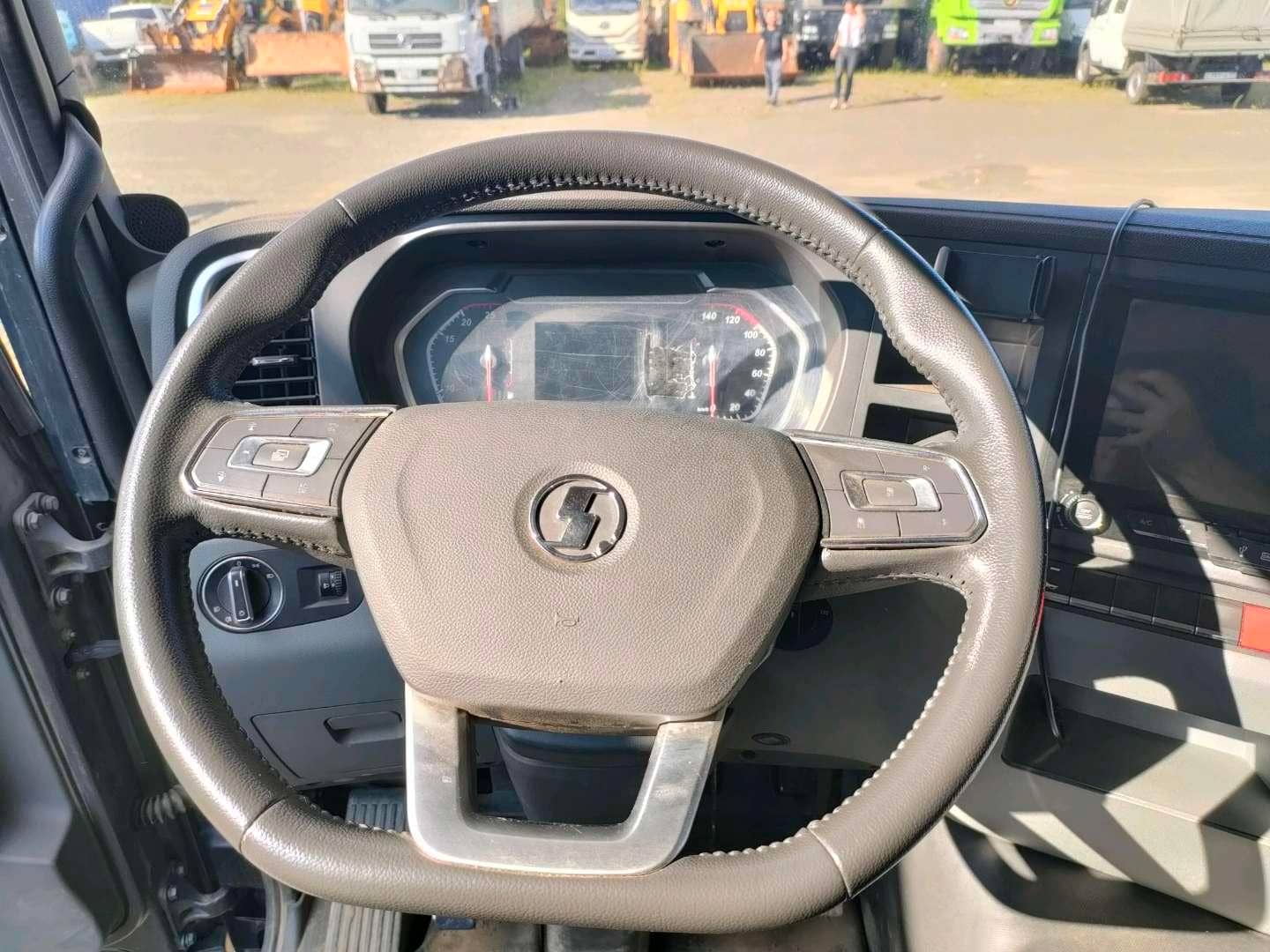 Shacman SX32586V384,  92 076 км, 2024 года в лизинг