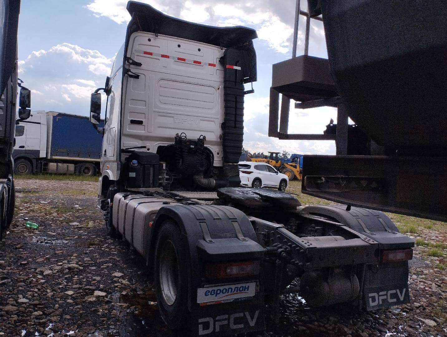 DongFeng DFH4186 (KX),  257 547 км, 2023 года в лизинг