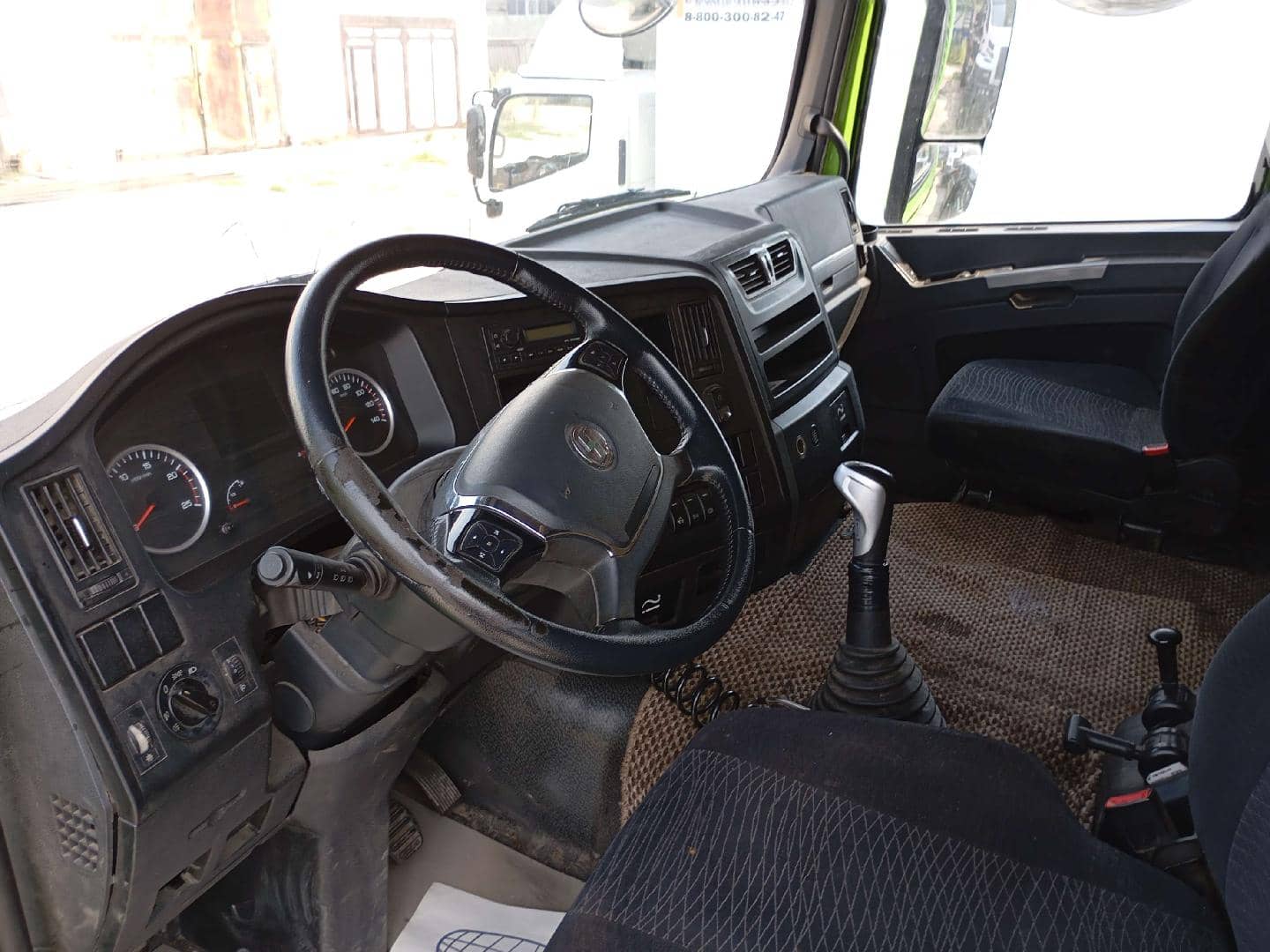 Shacman SX42566V324,  258 990 км, 2022 года в лизинг