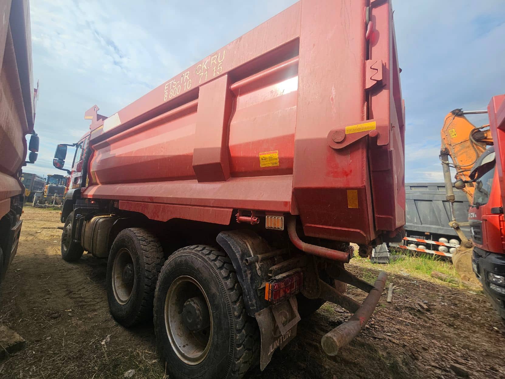 Sitrak ZZ3406V455ME,  96 493 км, 2024 года в лизинг
