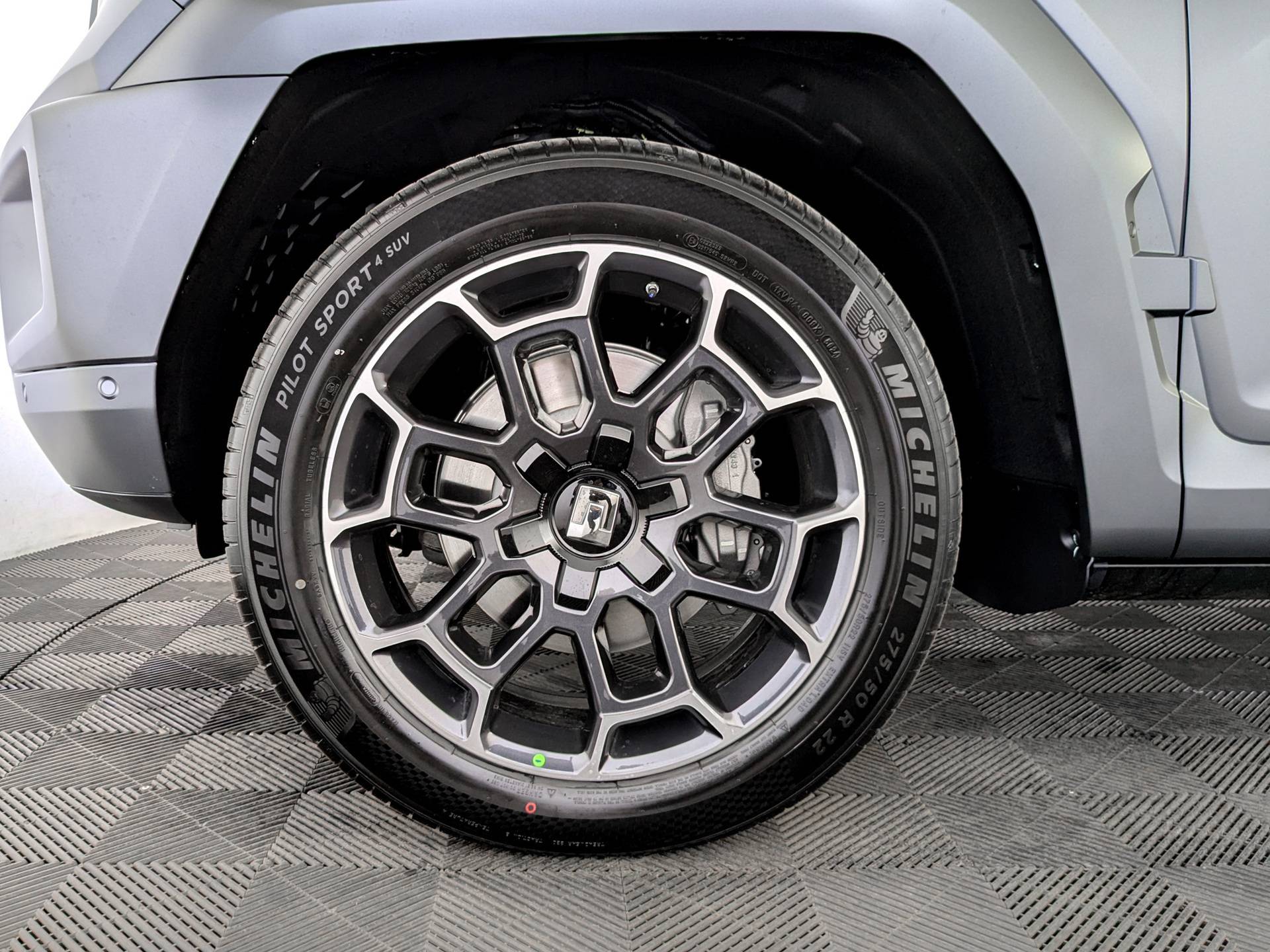 Tank 700 Hi-Performance 3.0 HEV 9AT 4WD