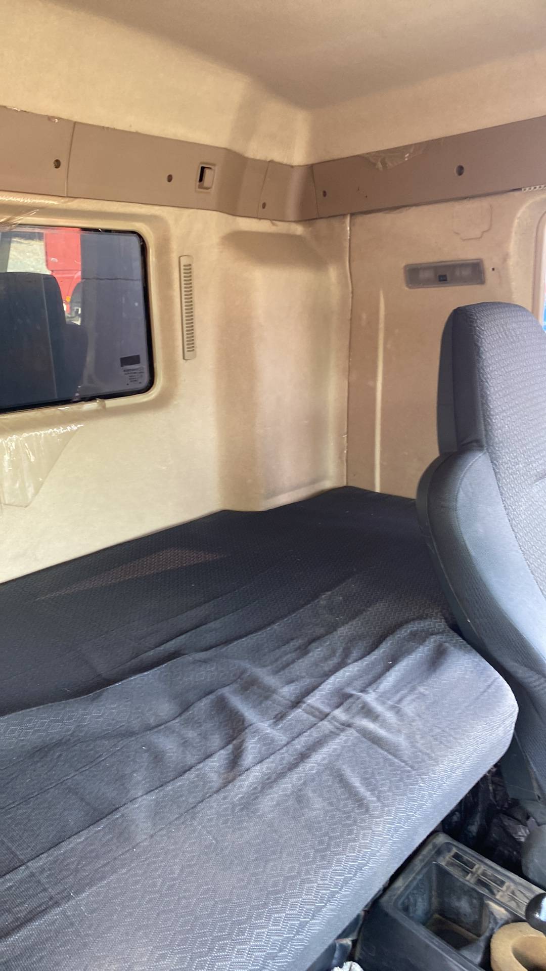 HOWO ZZ3257V384GE1 6x4,  121 025 км, 2022 года