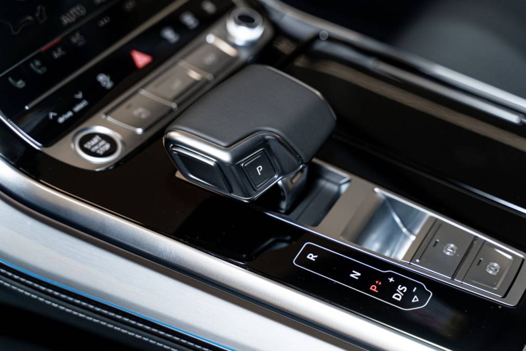 Audi Q8 50 TDI quattro tiptronic