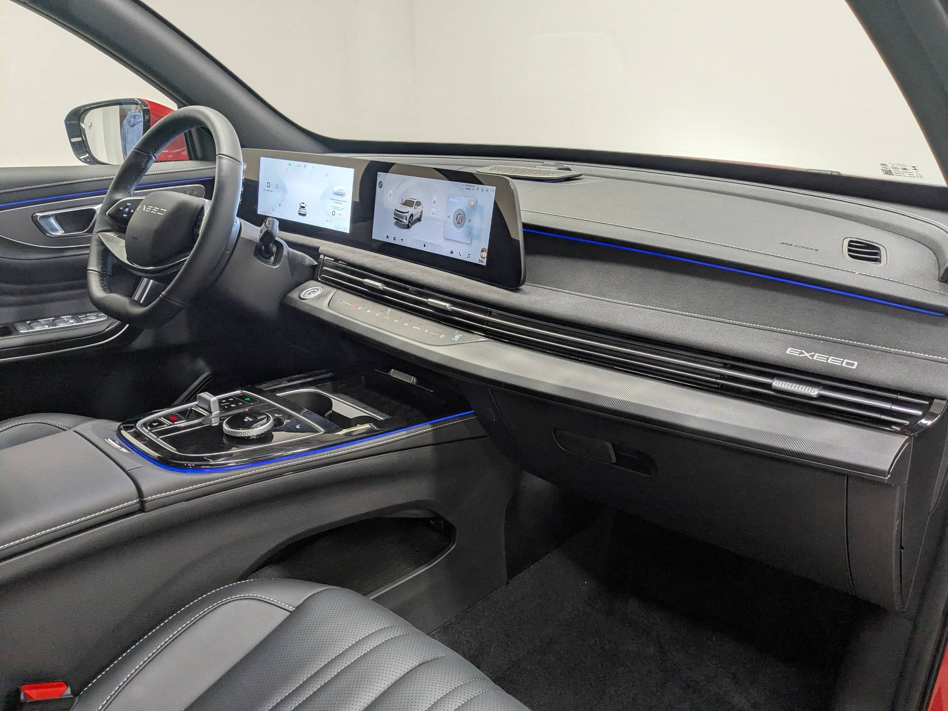 EXEED LX Premium 1.6T 7DCT 4WD