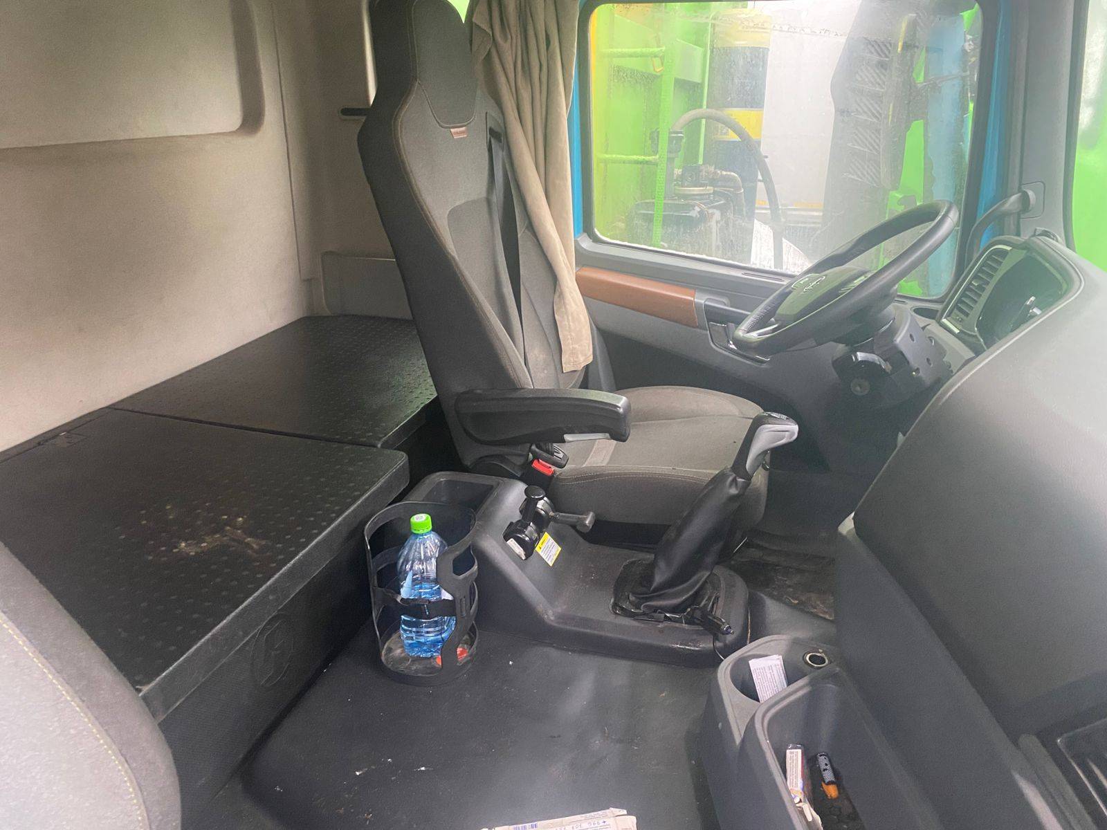 Shacman SX33186V366,  145 029 км, 2023 года в лизинг