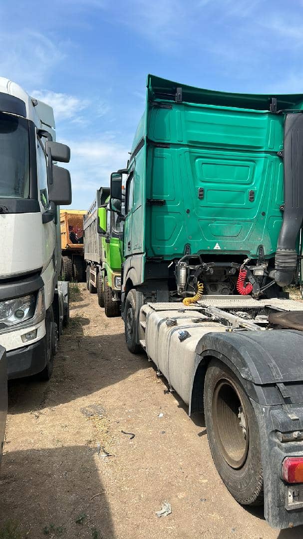 Mercedes-Benz Actros 5 1845 LS 4x2 (BigSpace),  99 999 км, 2015 года
