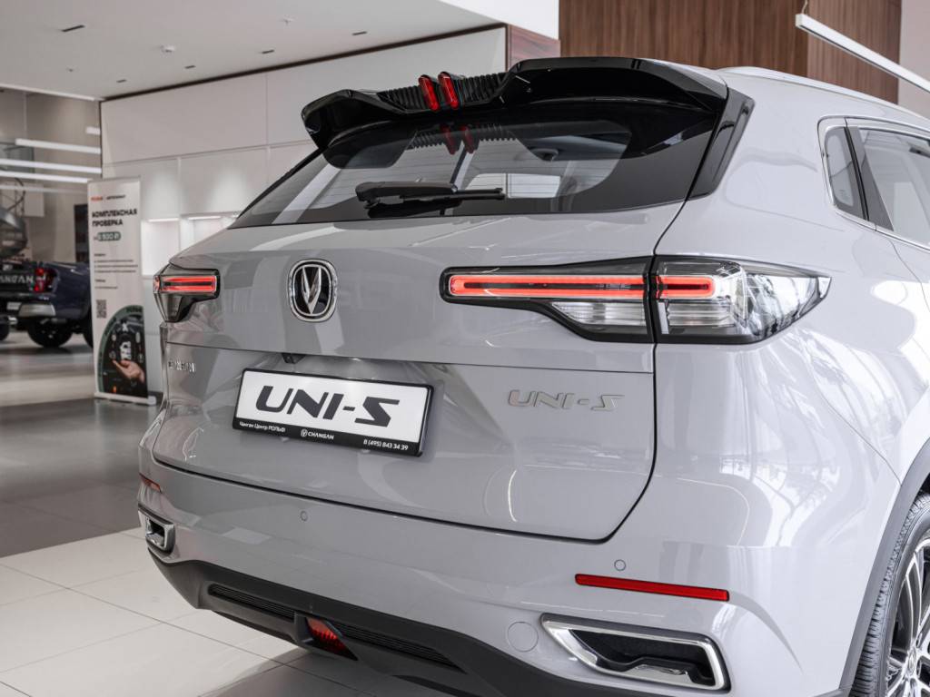 Changan Uni-S Tech 1.5T 7AT