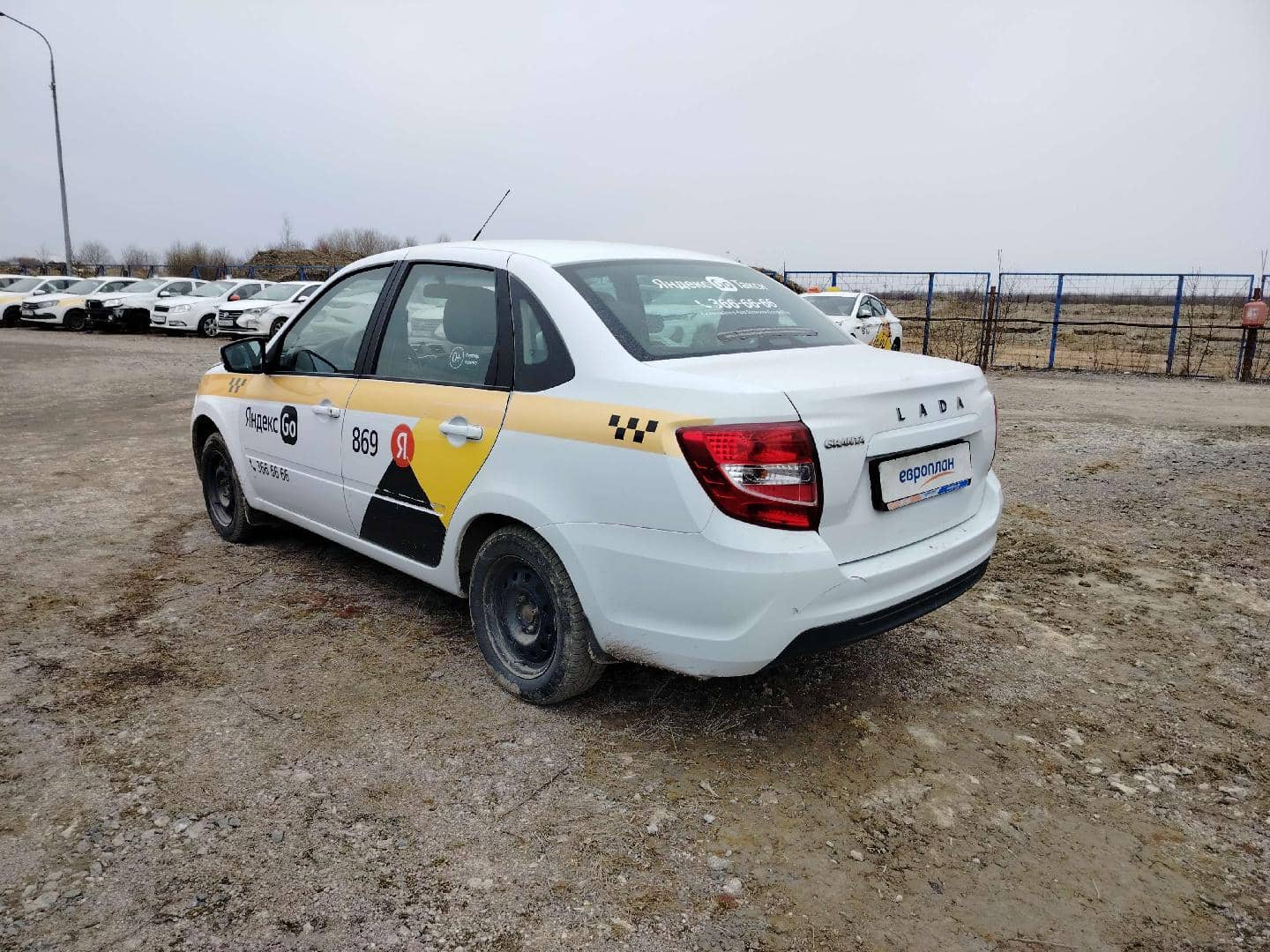 Lada Granta лифтбек,  146 478 км, 2023 года в лизинг
