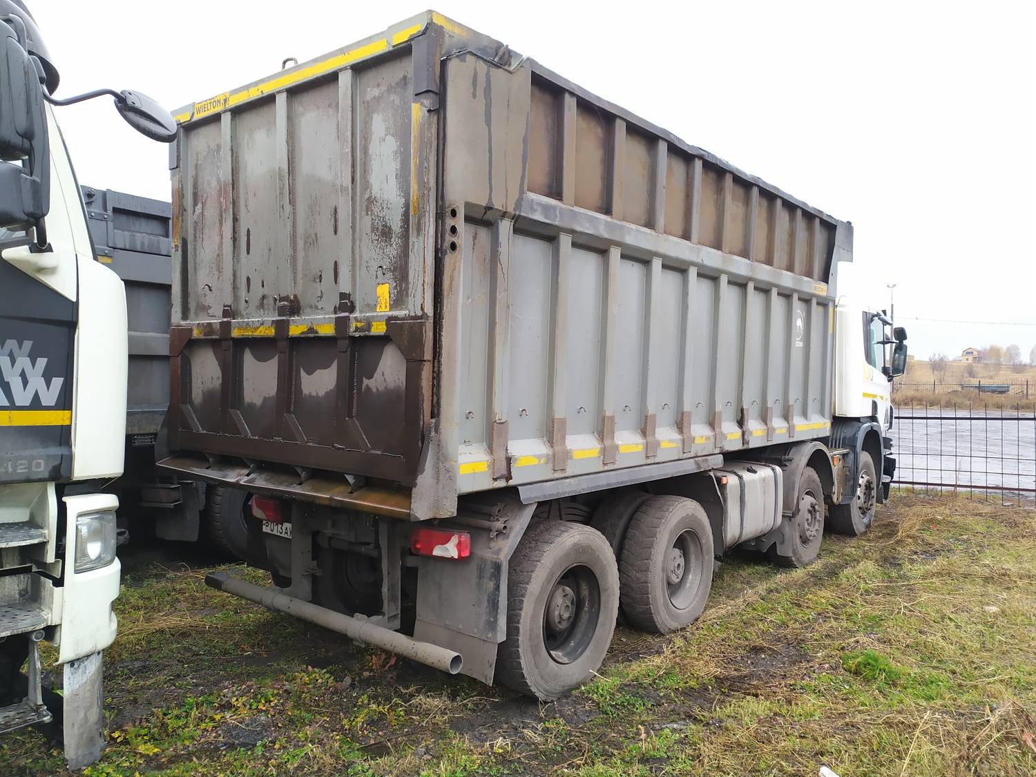 SCANIA P 400 CB8x4EHZ (L) Лот 000000005