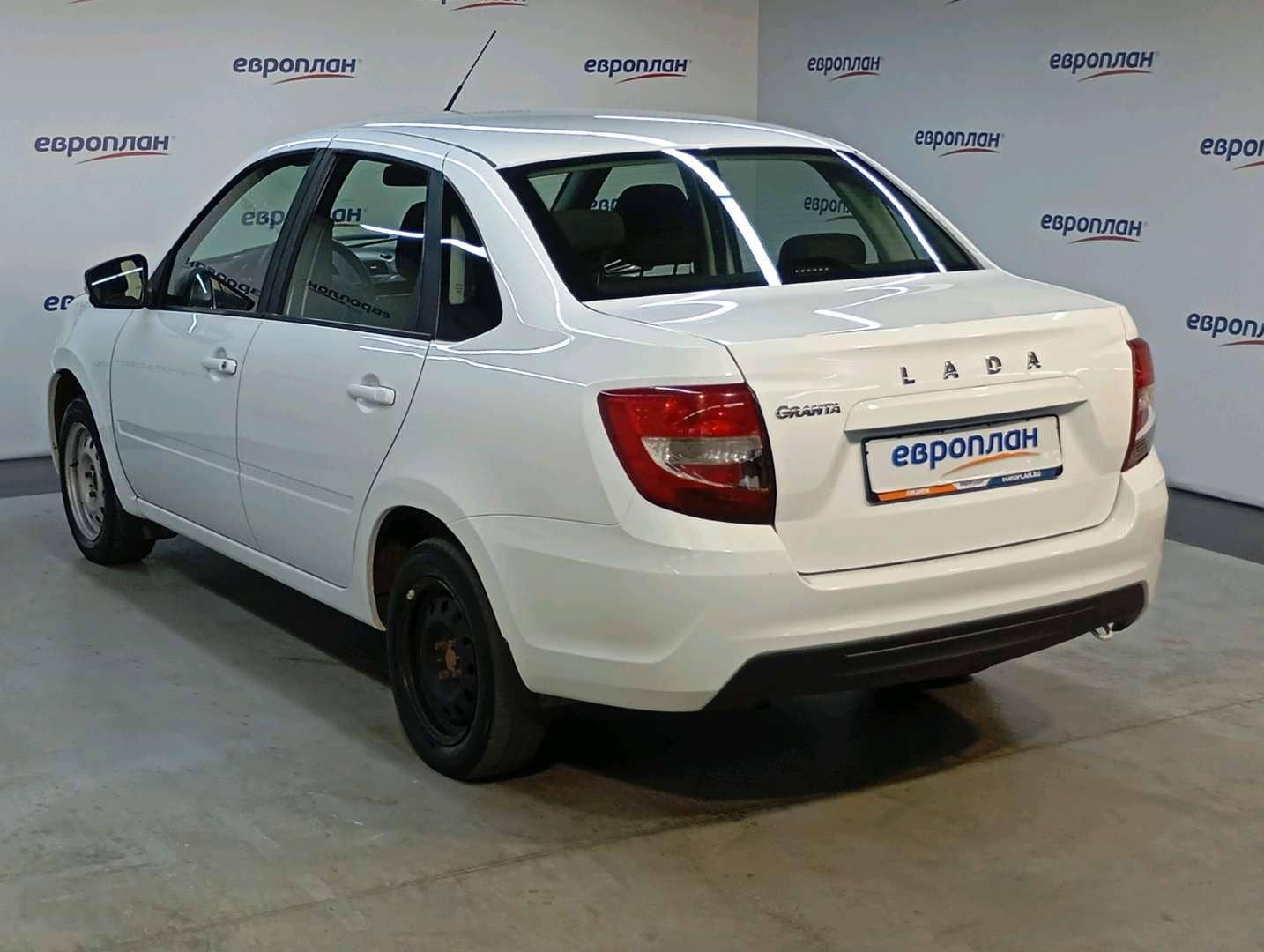 Lada Granta седан,  76 172 км, 2023 года в лизинг