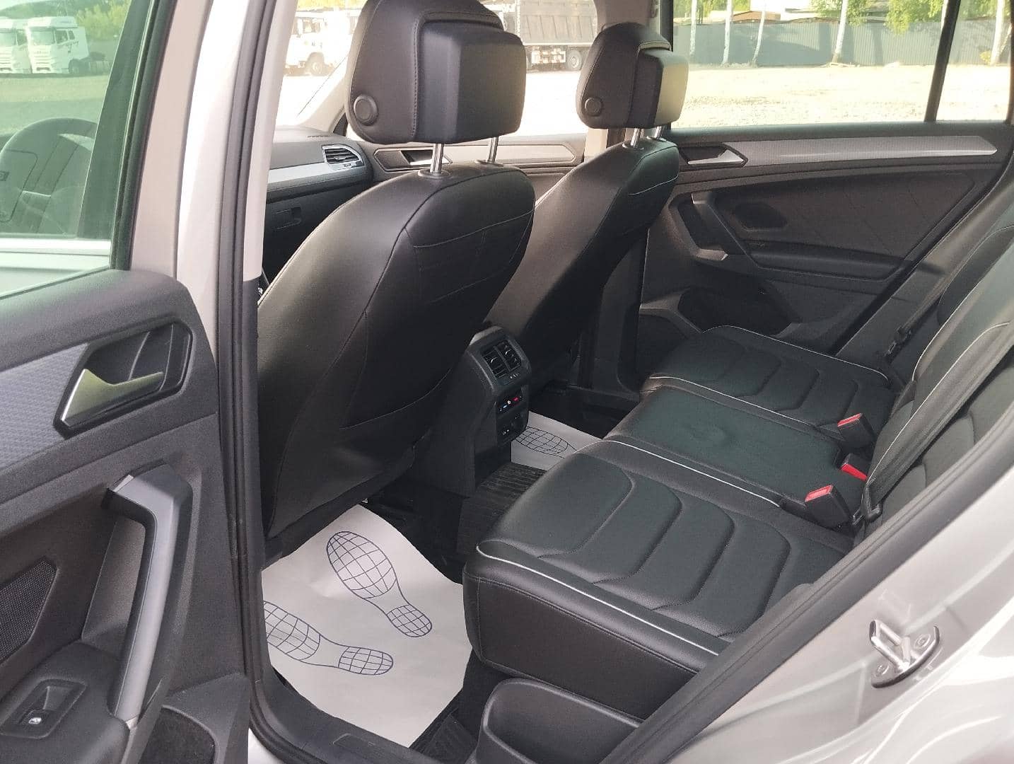 Volkswagen Tiguan,  133 018 км, 2021 года в лизинг