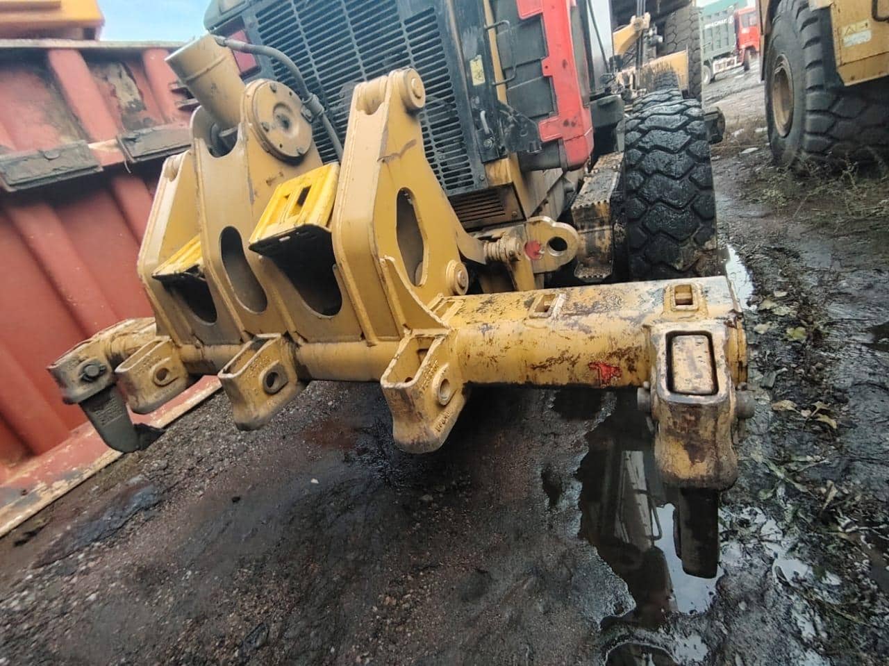 CATERPILLAR 140M, 2014 года в лизинг