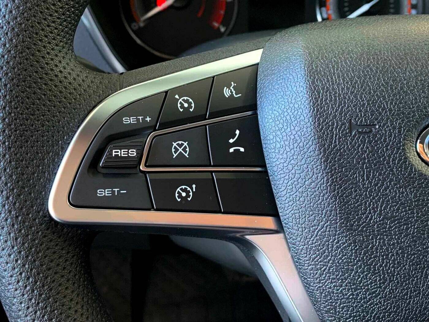 Lada Vesta седан Life 24 1.6 106hp AT