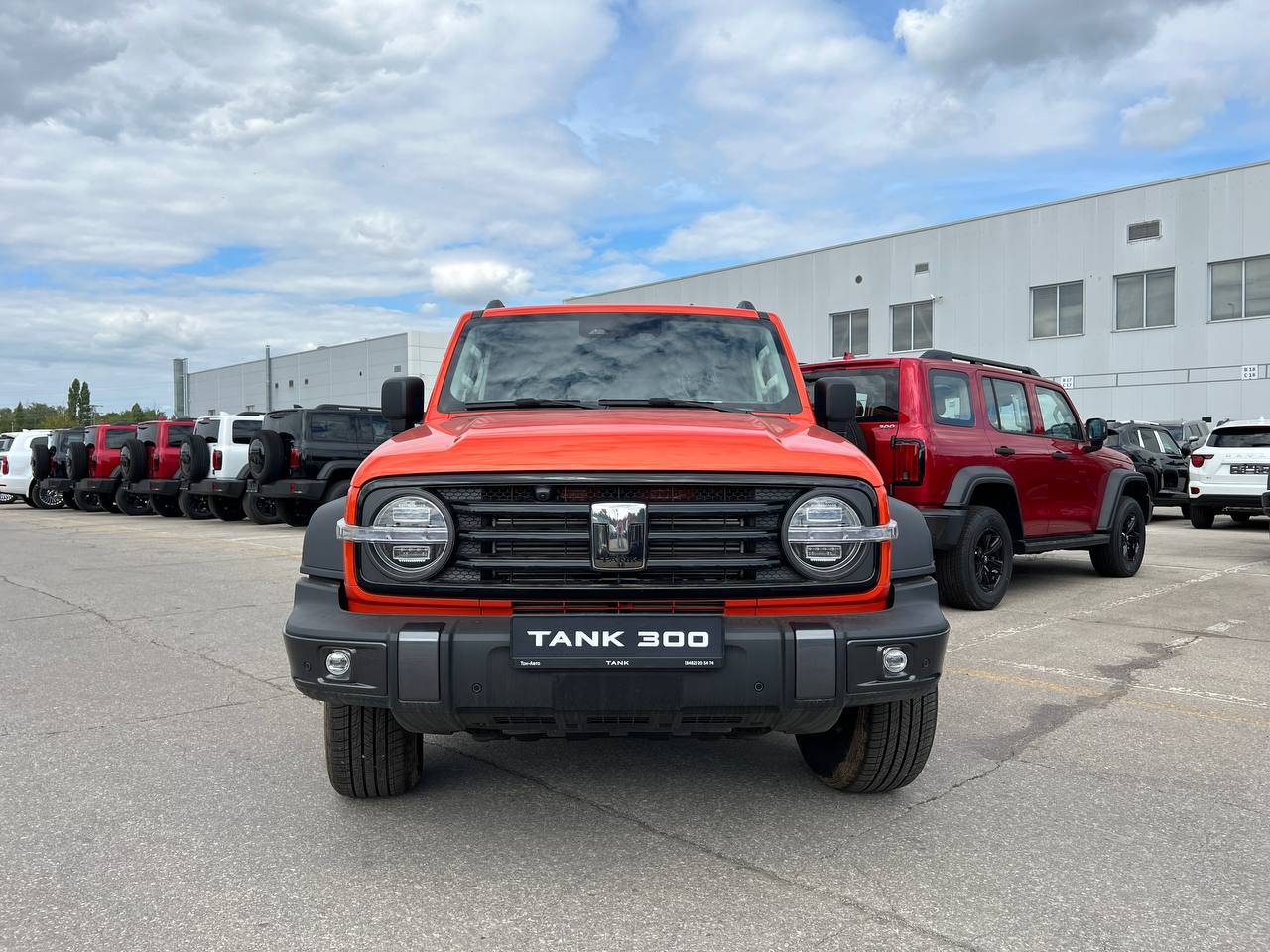 Tank 300 City Adventure 2.0 8AT 4WD