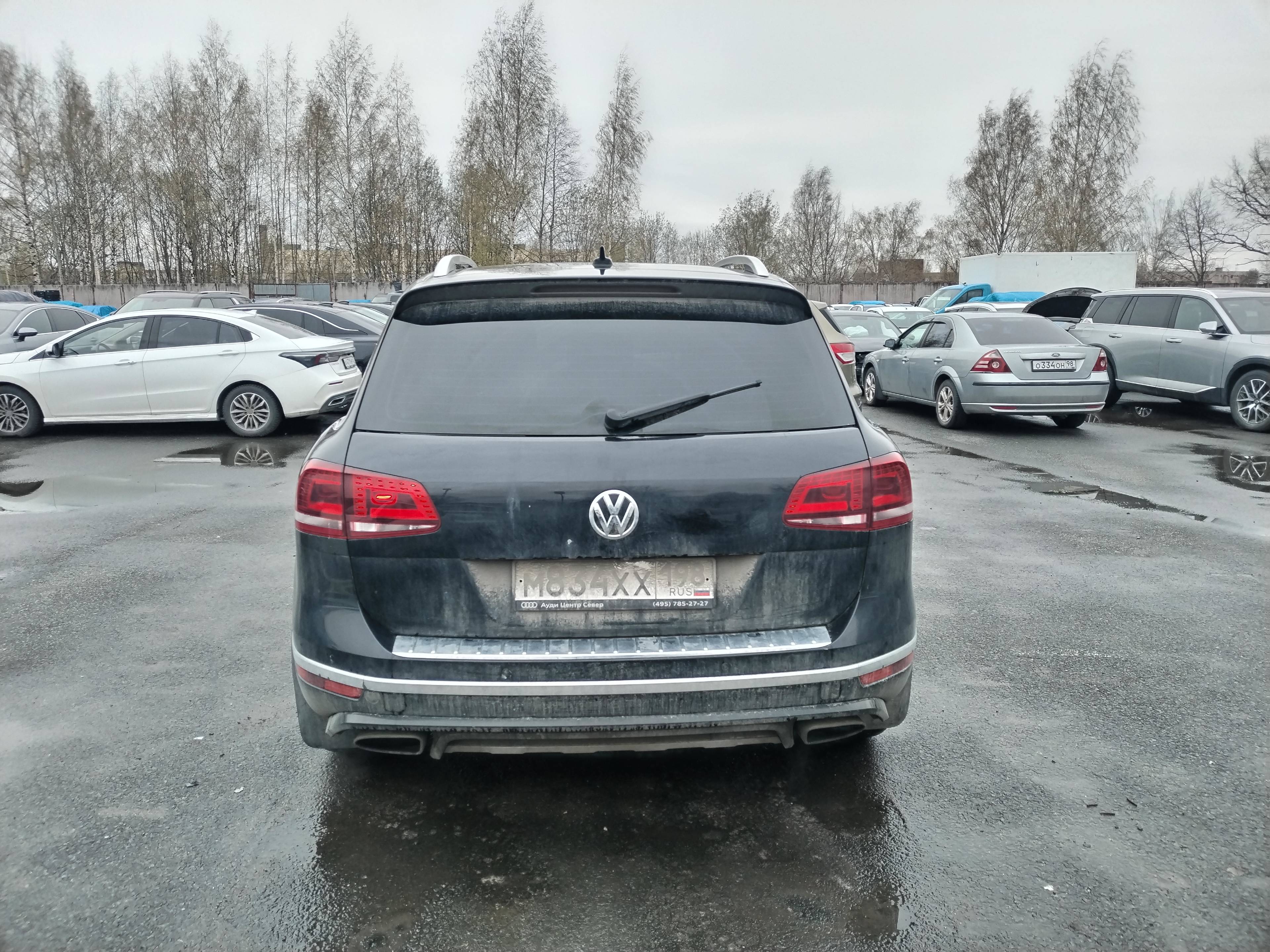Volkswagen Touareg,  144 066 км, 2017 года в лизинг