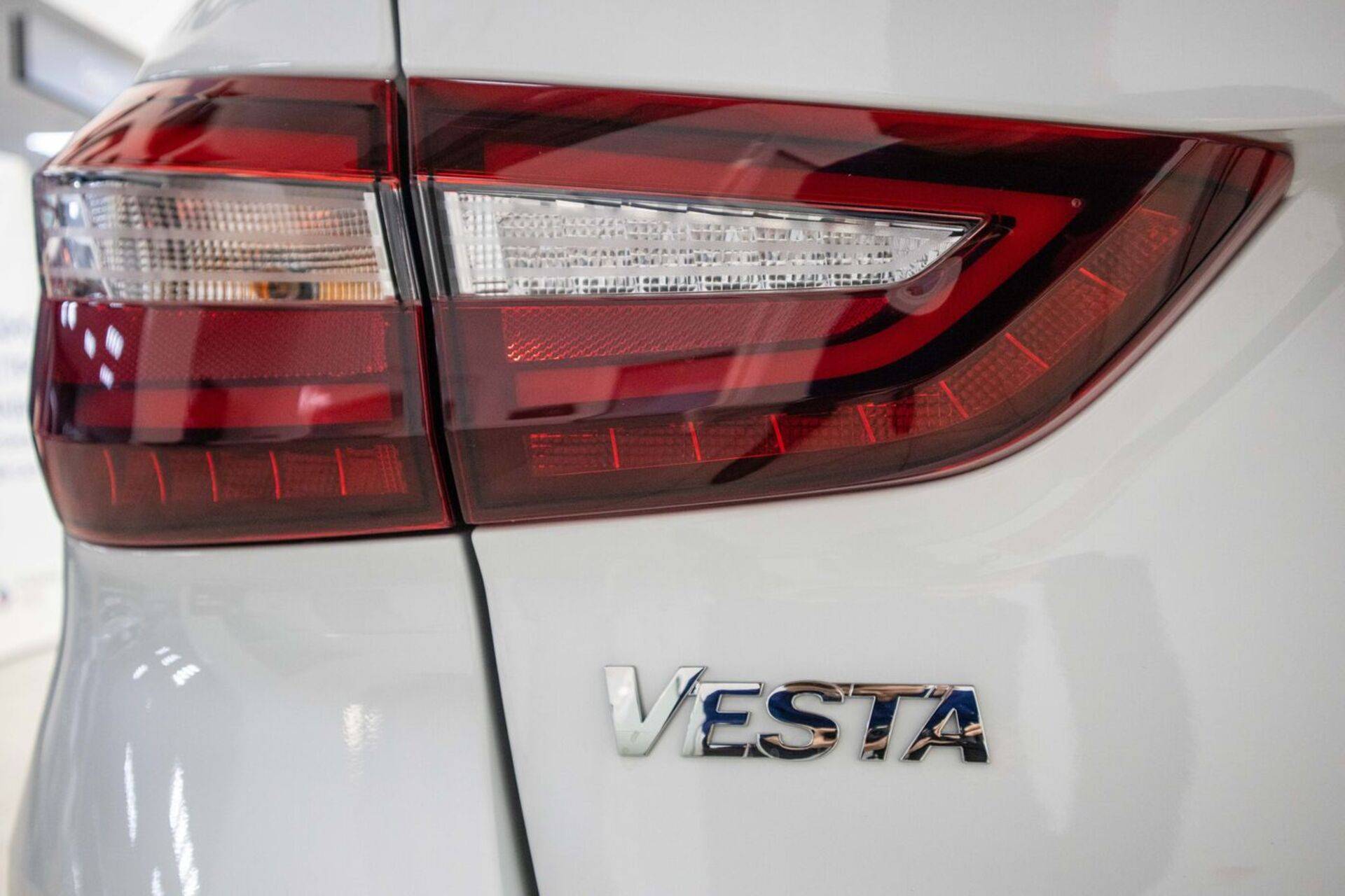 Lada Vesta седан Techno 24 1.8 122hp AT