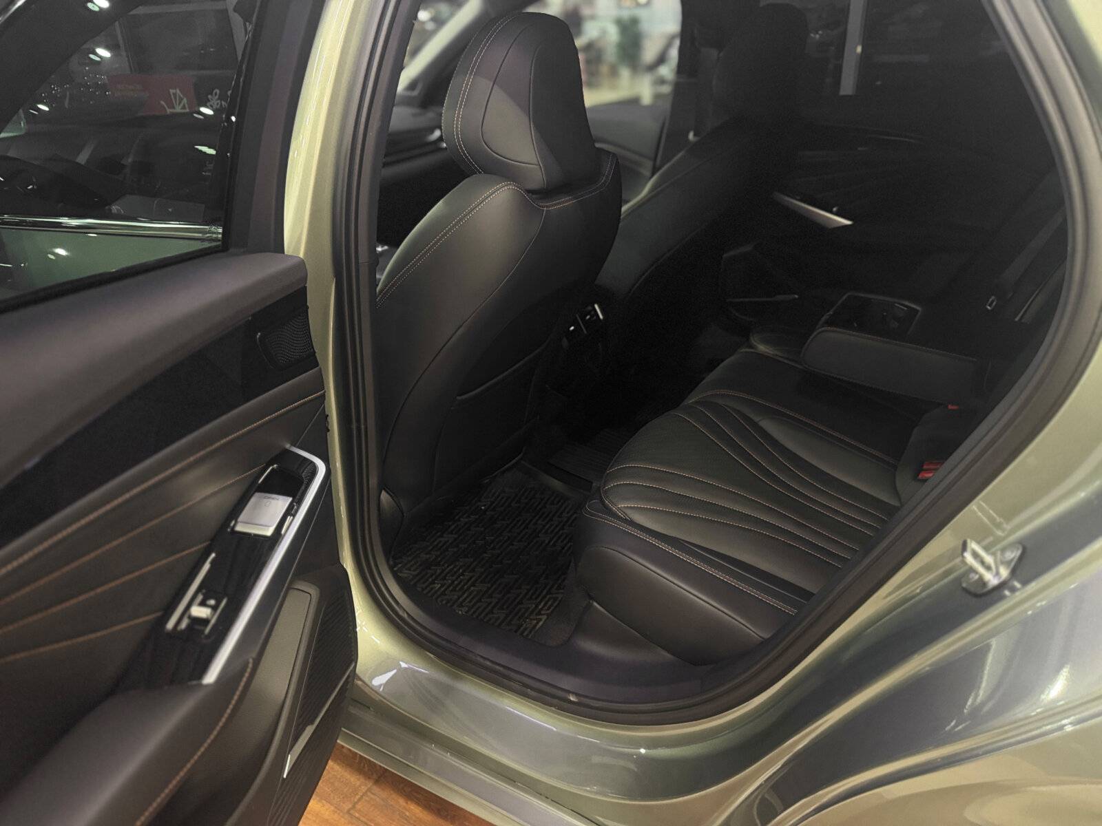 Geely Preface Flagship 2.0T 7DCT