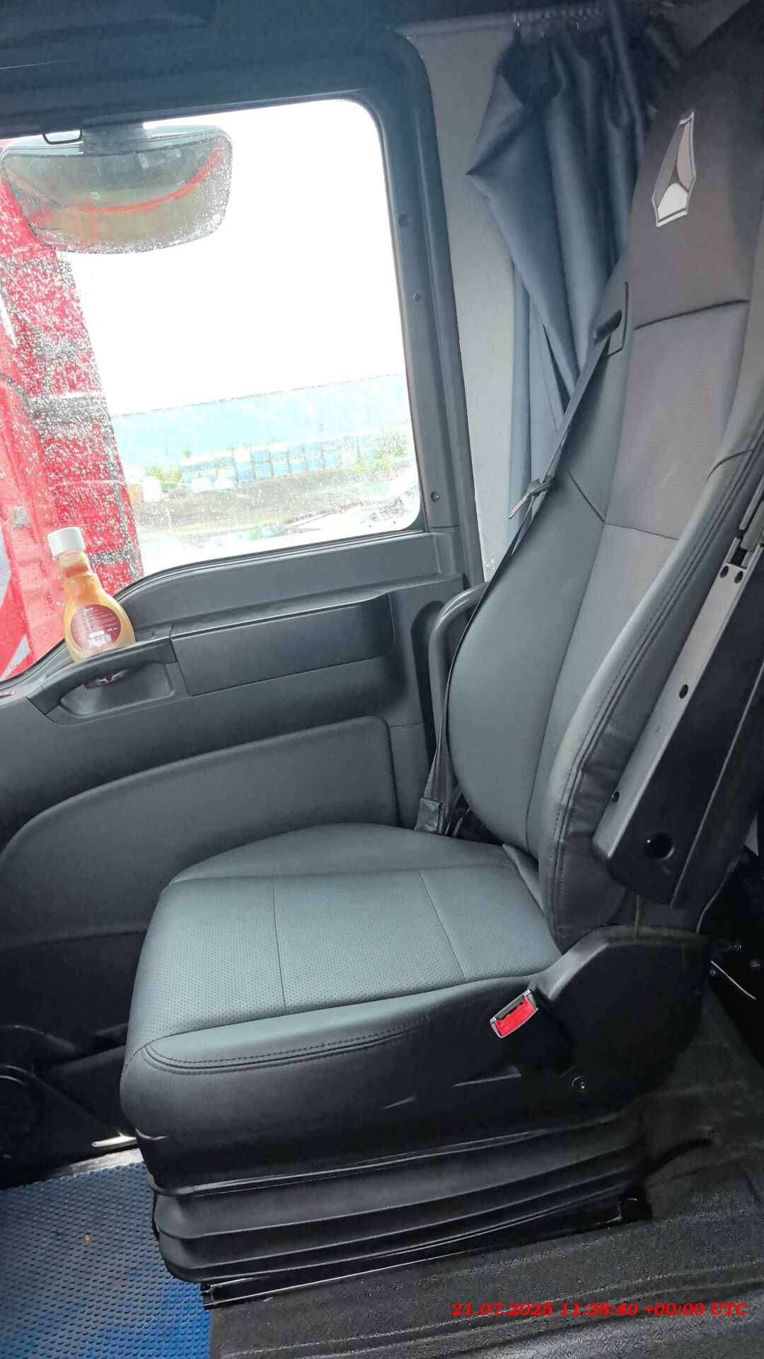 Sitrak С7Н MAX 6×4 ZZ4256V364HE,  156 566 км, 2023 года в лизинг