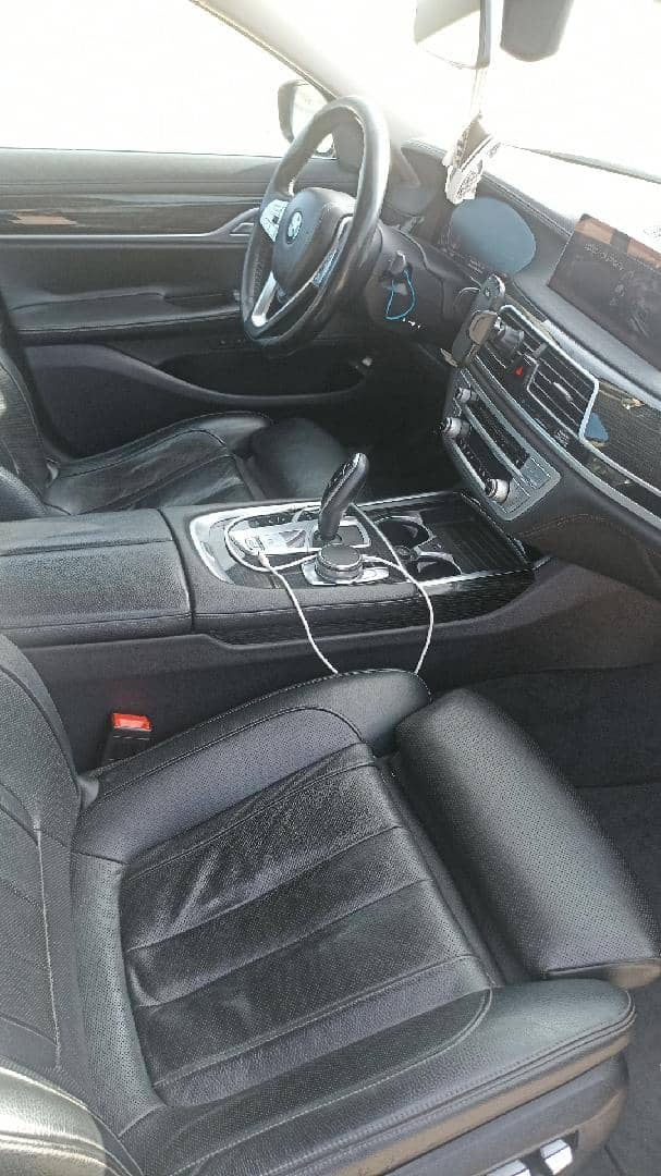 BMW 7 серия Long,  254 839 км, 2019 года в лизинг