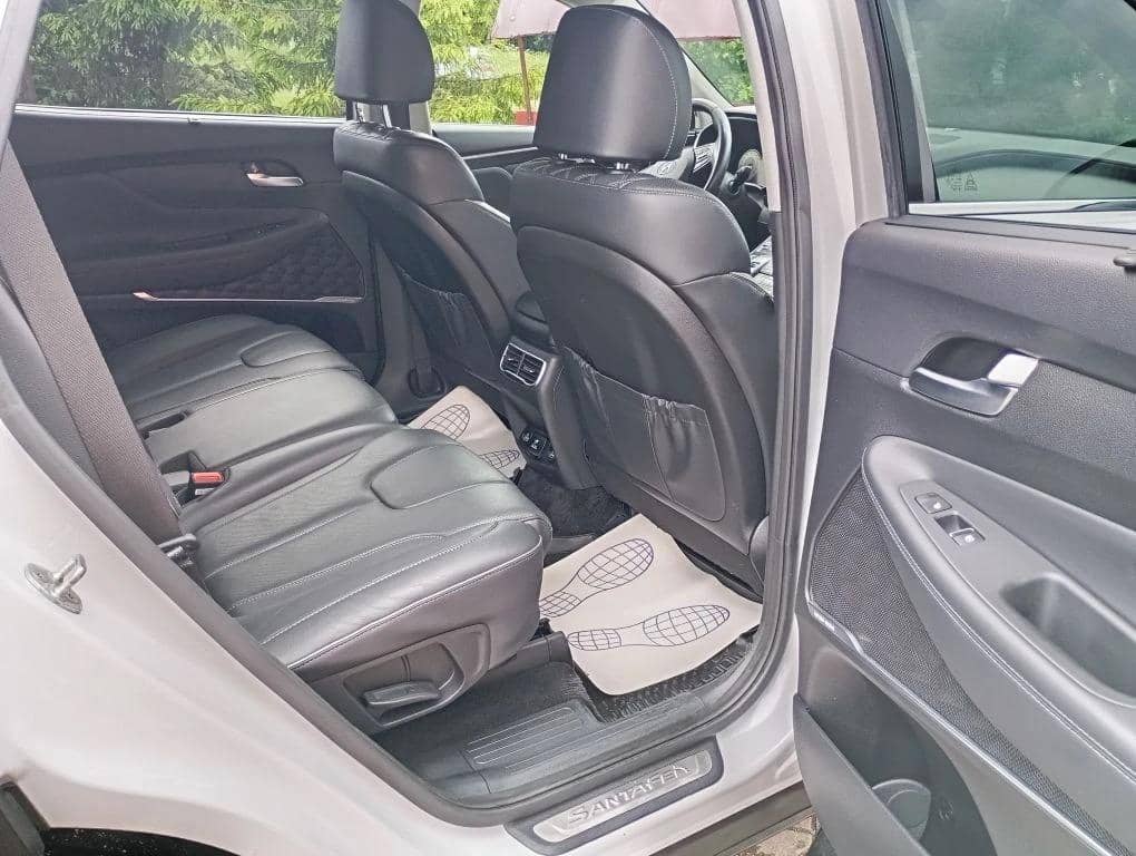 Hyundai Santa Fe,  106 351 км, 2021 года в лизинг