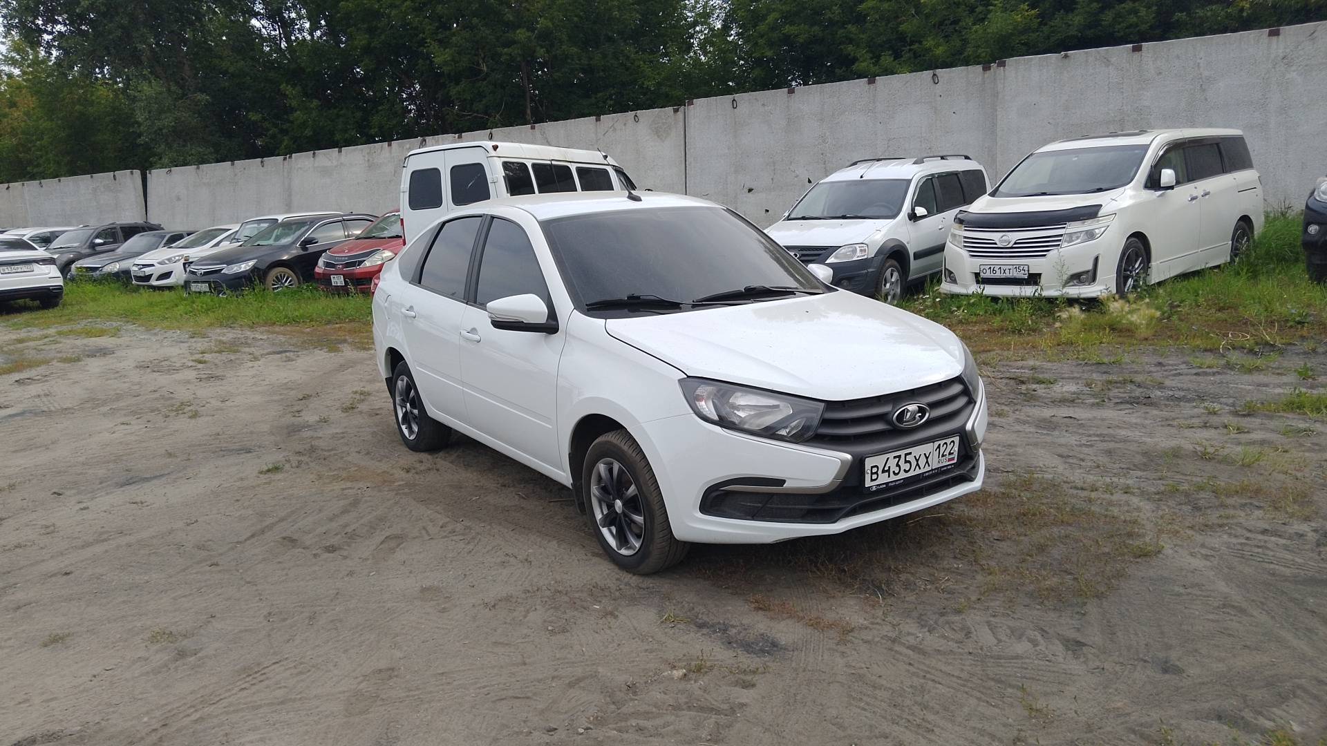 Lada Granta лифтбек