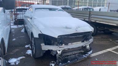 Mercedes-Benz E седан