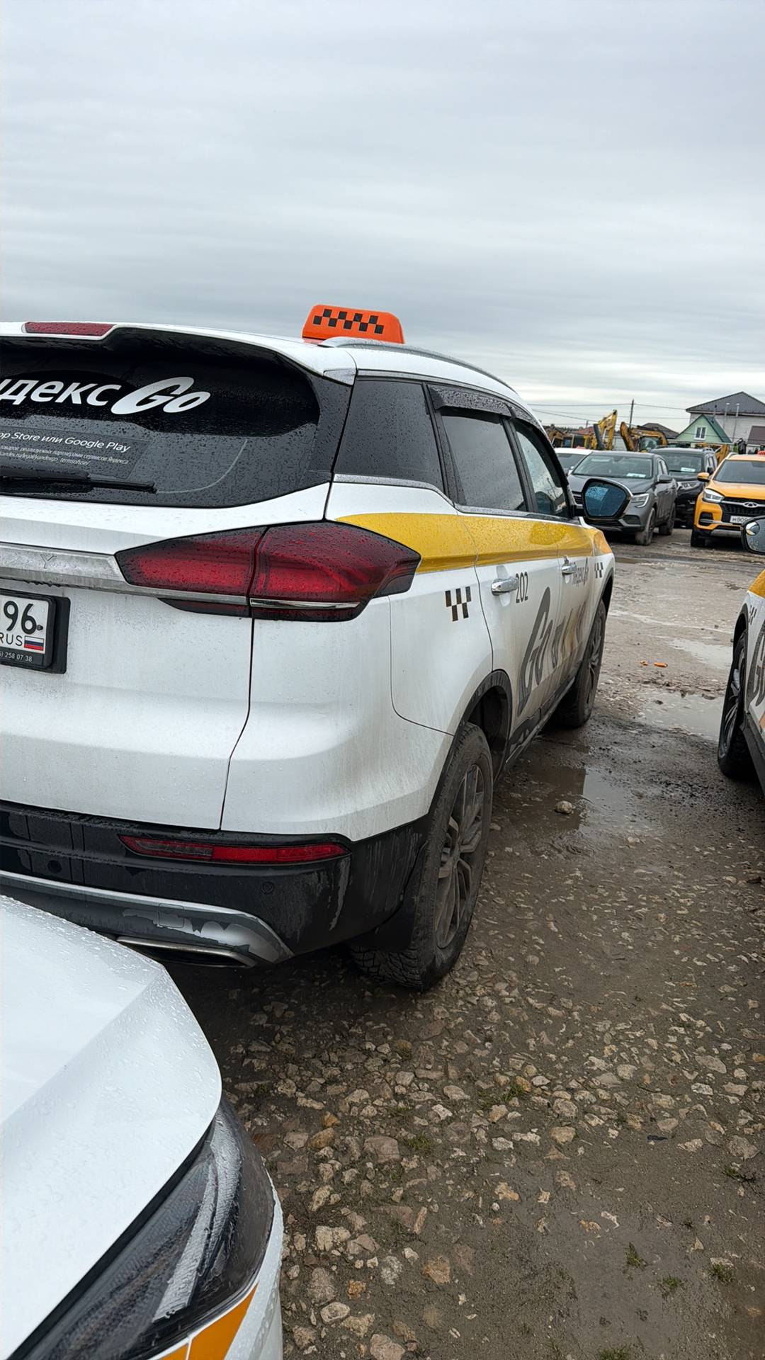 Geely Atlas Pro,  151 807 км, 2024 года в лизинг
