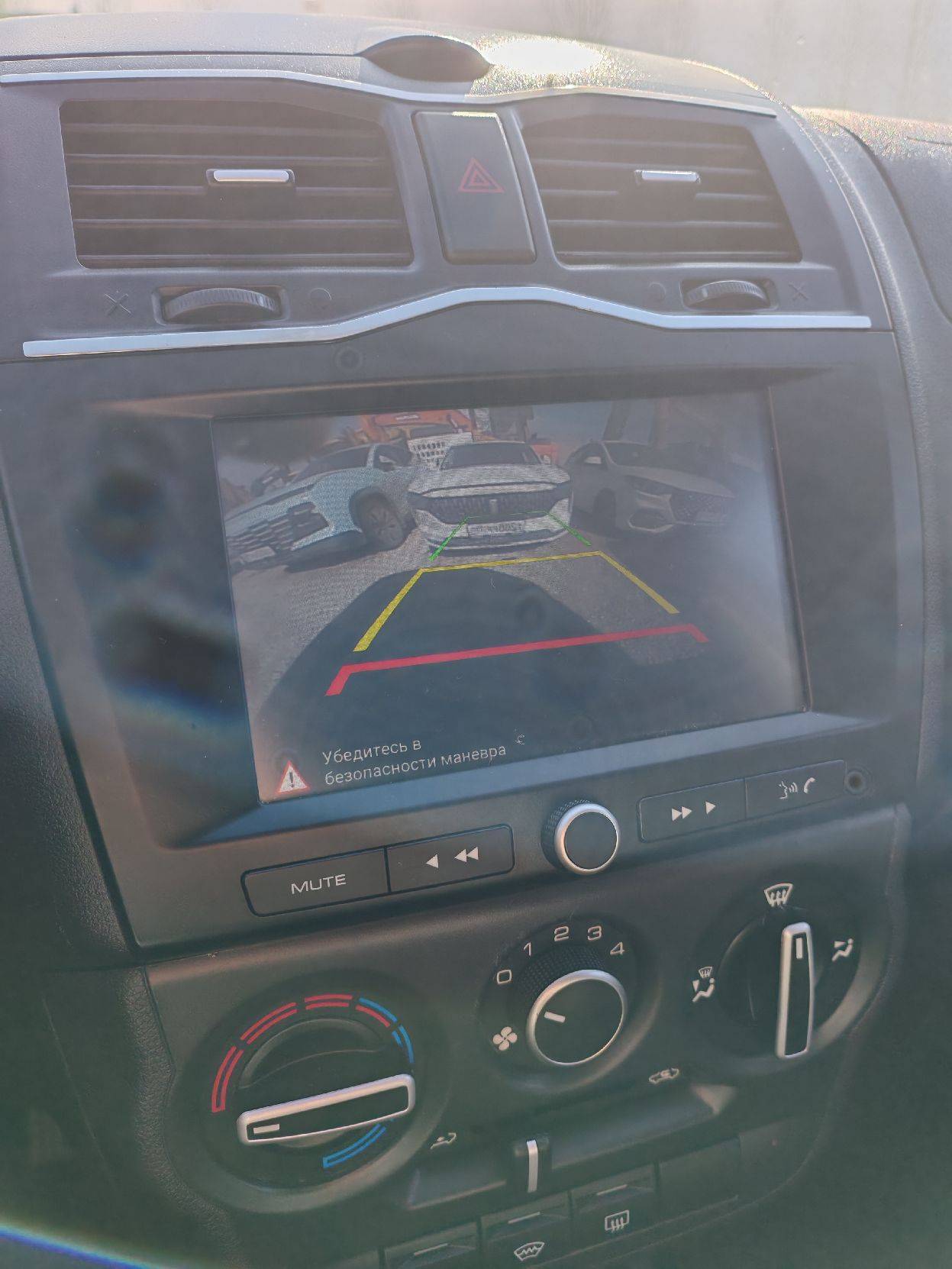 Lada Granta Кросс,  27 931 км, 2024 года в лизинг