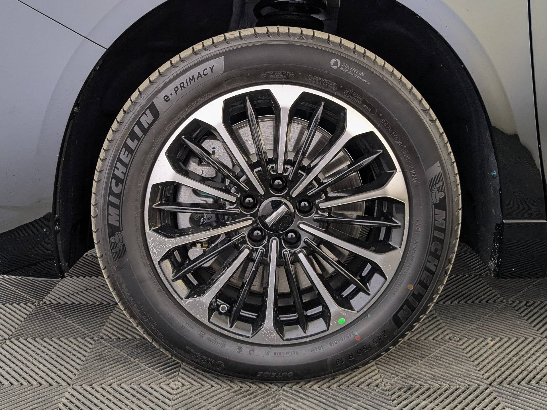 Wey 80 PHEV 1.5 T DHT 4WD Premium