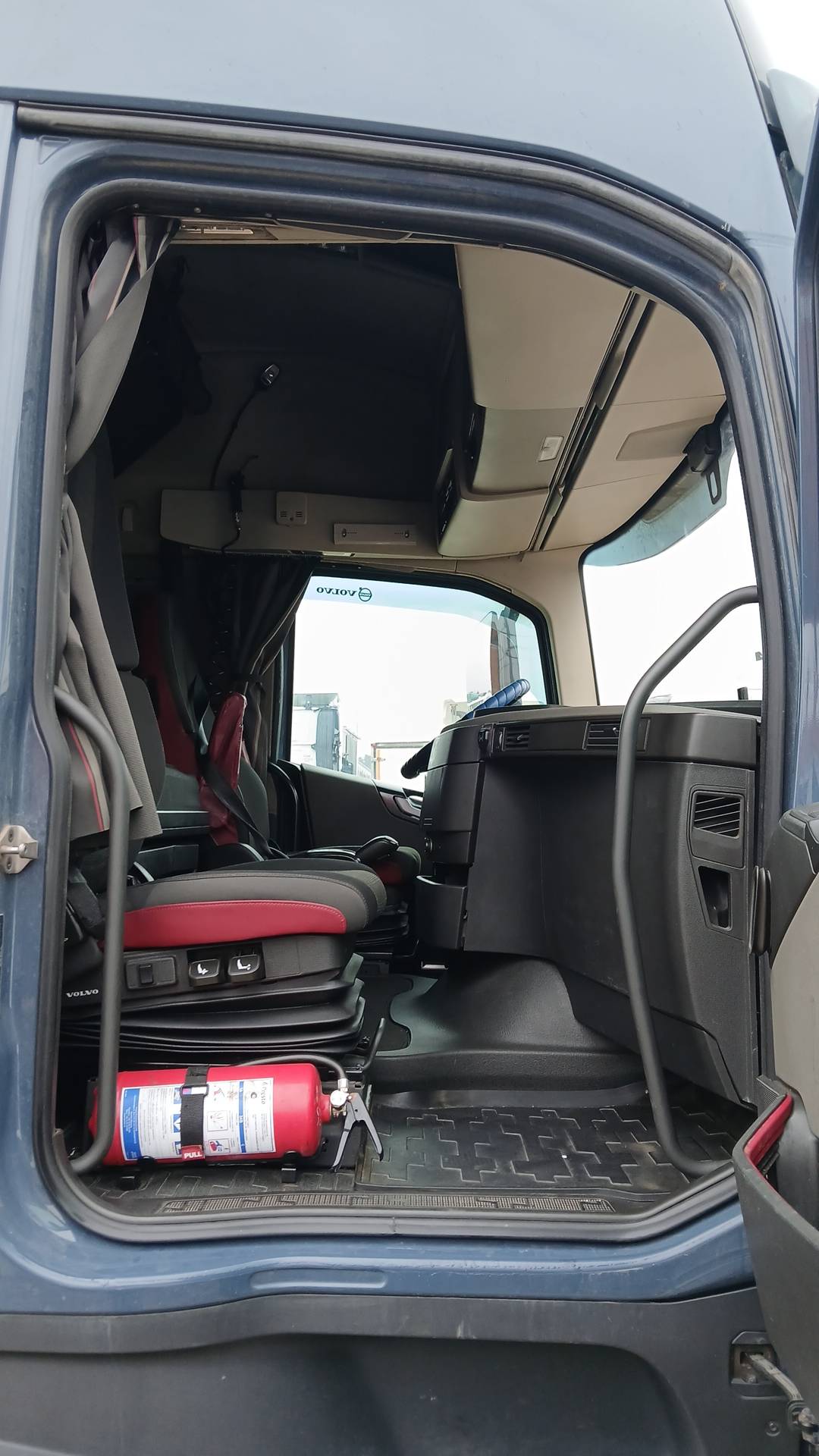 Volvo FH 460 6x2 (FH),  1 354 205 км, 2019 года в лизинг