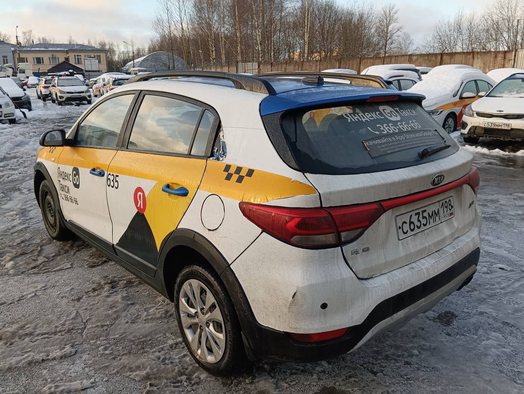 KIA Rio X-Line,  276 572 км, 2019 года в лизинг