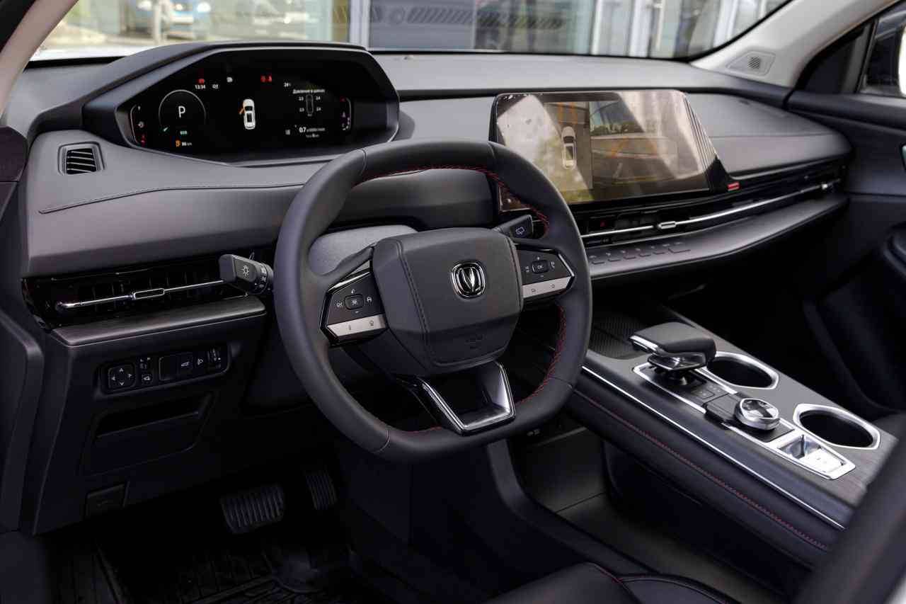 Changan Uni-S Tech 1.5T 7DCT